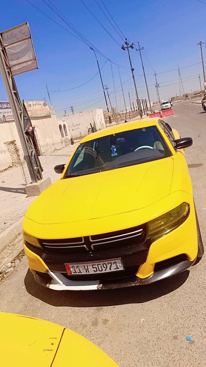 السلام عليكم للبيع جارجر 2019اصل  السعر 175 وبيهامجال بوليسي محرك 3600
گير تعليك حادثها مال امريكا جاملق وبنيد لبيع او مراوس بموديل اقل 14او13 االاستفسار اكثر اتصل ع الرقم ***********
***********
