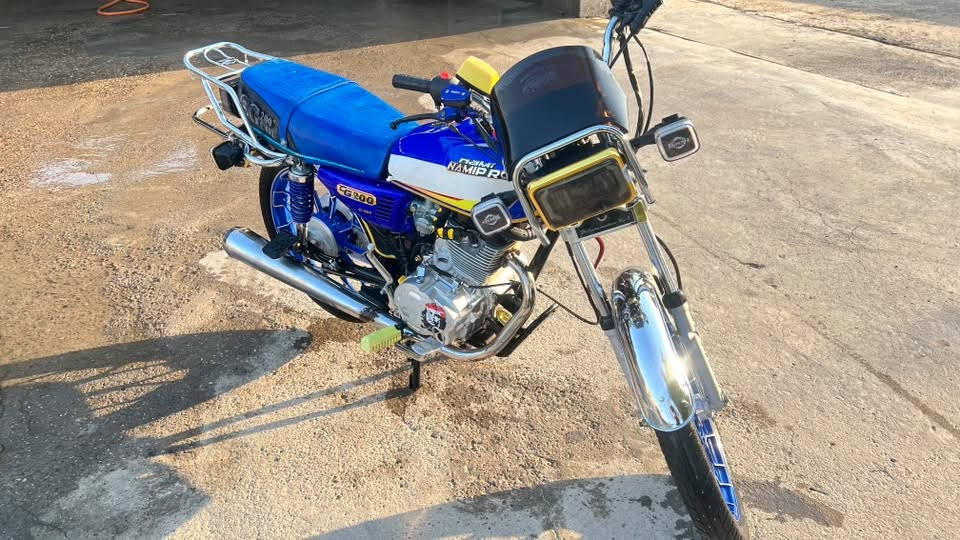 نامه برو. محرك200CC  موديل 25   بعقوبه. فقط شاشه طافيه. دراجه كلش حلوه.***********  اوتساب او اتصال فقط '

