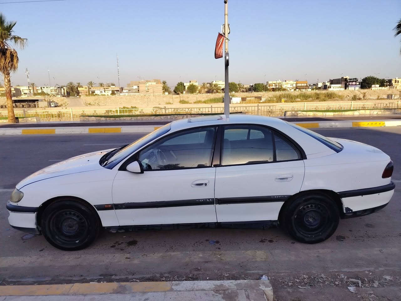 🚗 للبيع – أوبل بزون موديل 1996
السلام عليكم ورحمة الله وبركاته 🌹

متوفر للبيع أوبل بزون موديل 1996 بحالة جيدة، ومواصفاتها:

🔹 الموديل: 1996
🔹 المحرك: 2500 CC
🔹 المحور: VVT
🔹 القير: أوتوماتيك
🔹 رقم بغداد
🔹 السنوية: جديدة
📍 مكان السيارة: ديالى – بعقوبة
💰 السعر: 33 ورقة، وقابل للتفاوض للجادين

📞 للاستفسار والتواصل:
***********

🔑 للمهتمين  ، السيارة متوفرة للمعاينة في بعقوبة.
