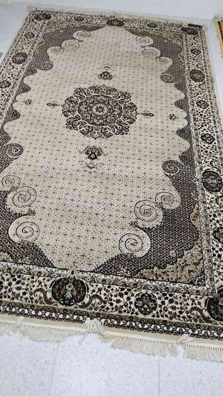 دوتاک فەرشی 2\نیم بەچوار بۆژوریکی 4بە 5حەوسەت شانەی تورکی سعری 100هەزارشوین دەربەنی خان ***********
