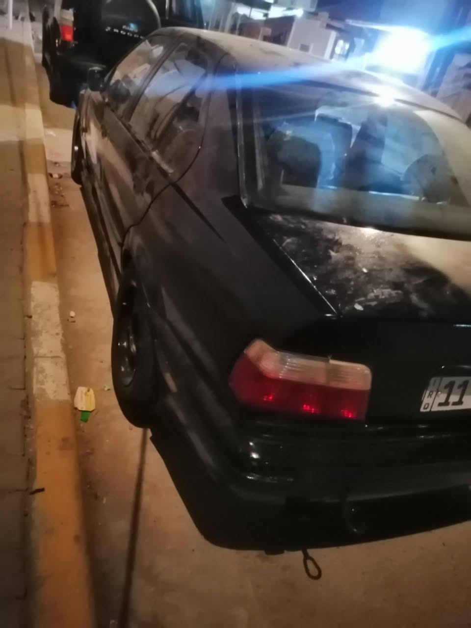 السلام عليكم بي البيع موديل وتسعين الون نيلي كير ومكينه شرط صار شهر ونص من طلعت من الصبغ المكان الحسينيه الرشديه فدوه الموشراي لايتعبني 33//***********

نص مكتوب في الصور:
- مشاعر المحبة