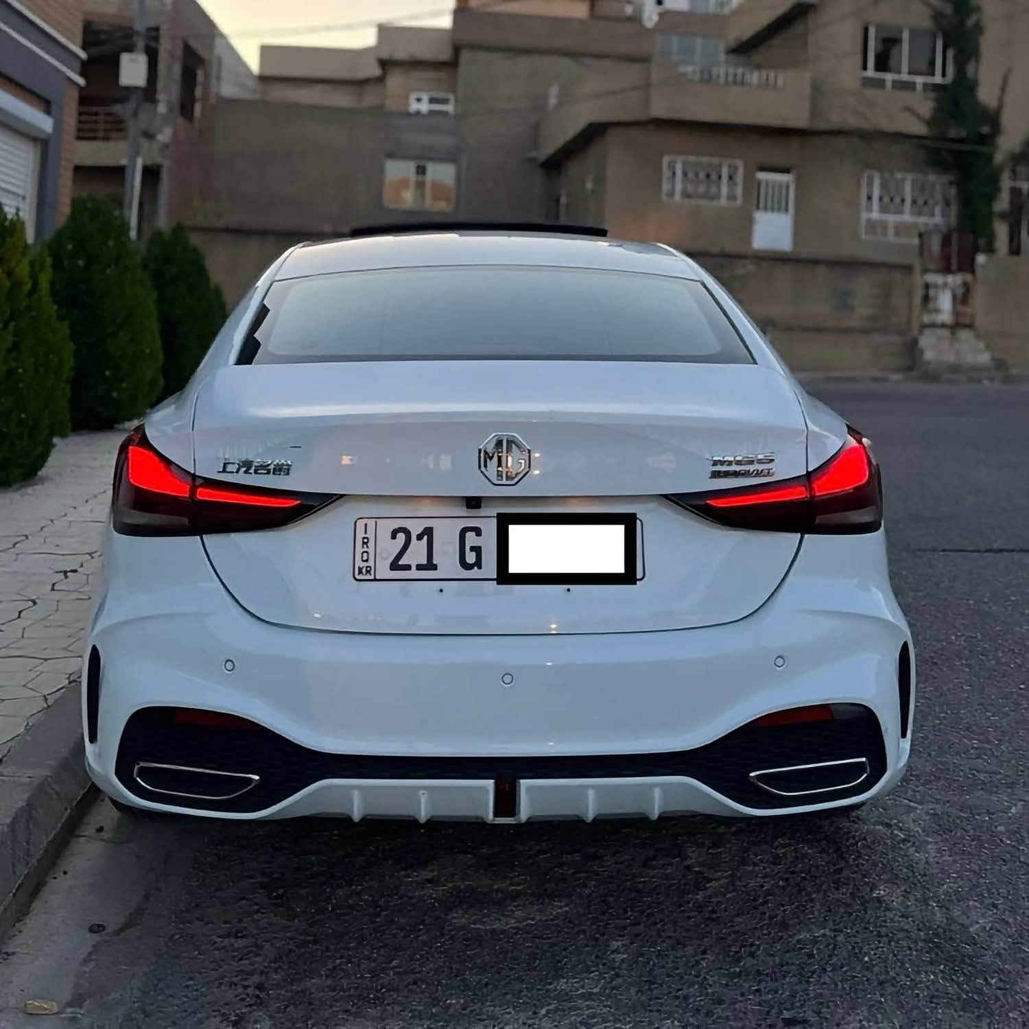ئێم جی GT 2025 Sport  مواسەفات :فوولە 
تەنها 22 هەزار ڕۆشتوە 
بەصمە ، شاشە ، کامێرا ،حاسە
ئاوێنە ئیشارەت ، لایت زینۆن ،  
سوکان ڤۆڵیۆم ،ناوی جلد ،  
سڵایت
بێ بۆیاخە 
تەنها یەک چاڵی بچوکی هەیە شایەنی باس نیە 
*********** السليمانية, العراق
