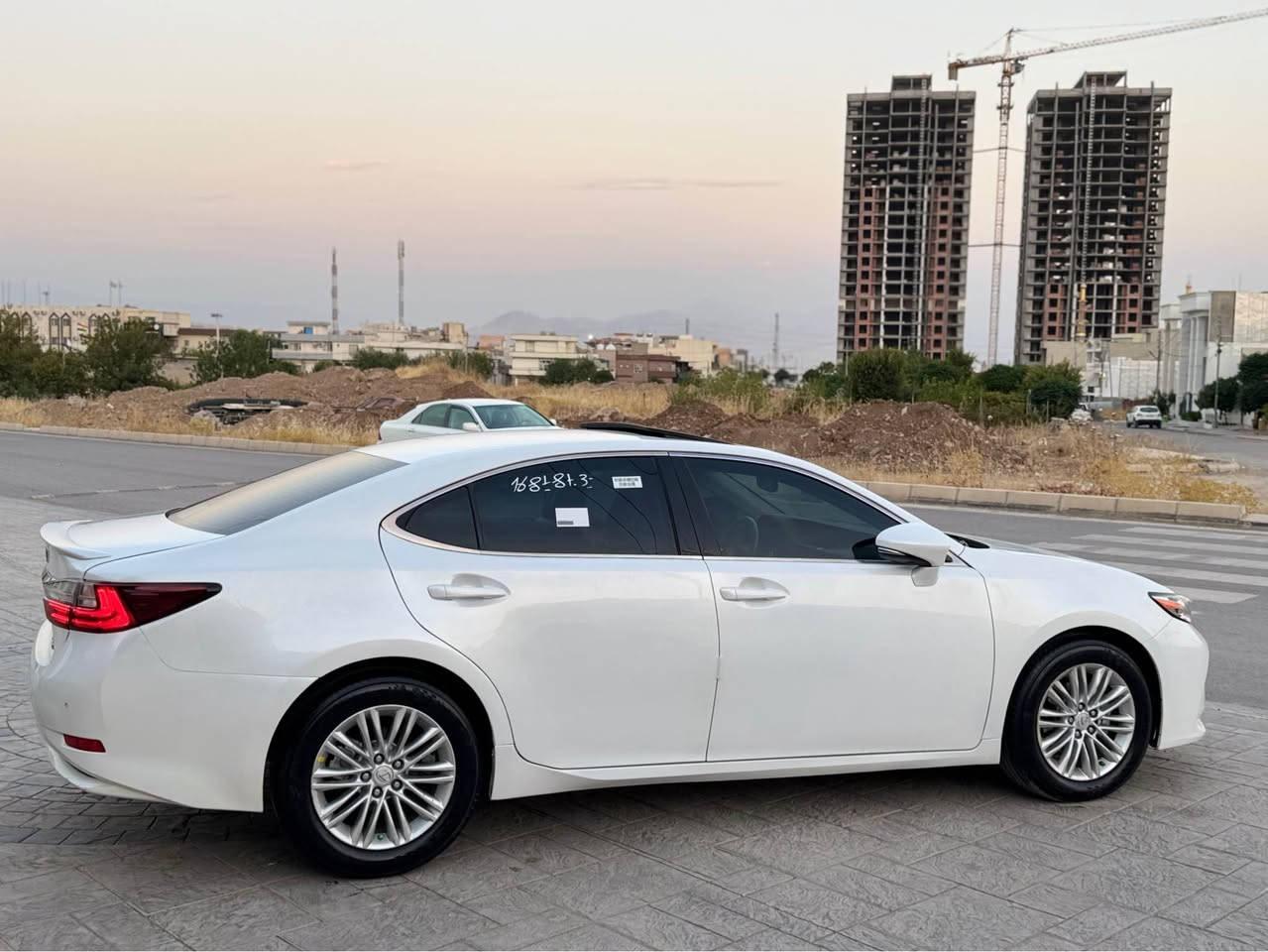 بسم اللّٰه الرحمن الرحيم +
Lexus ES 350 / 2017
***********
98💸gala
ليّكَزز ٢٠١٨ / ES 350
سەیارەکە دووبەیە  براوەیە  بئ رەقەمە 
تەنها ١٣٠ هه زار كم روّشتوه
سه ياره کە  نمونه يه له جوانى
ئەمریکی دەرەجە ١
٦بستۆن 
فولل مواسه فات
، سلایت   
ناوقەیسی 
" كوشن خه زن ،
كوشن سارد,
كوشن كاره با
، سوكان كاره با
، پيش وپشت حاسه ،
كاميّرا ،
لايت ده بل عه دهسه ,
لايت ليد ،
لايت وتو ،
رته حديد سورعه ،
سوكان ڤوليوم
رادار
٣ ٠ نيزامى ليخوين ( ئيكو ، نورمال ، سيورت ) ،
به سمه
، (٤) ده ركَا به سمه .
كومه لى ماسفاتى تر
سه ياره كه  براوەیە  
له ده عامى پیشەوە بوّ دەحامی  دواوه به شه رت
براوەیە بەتامی رەقەم   سەقڤو دەحموولیدراو بە شەرت 
كَيّرٍ ومه كينه به شه رت نه کراوەتەوە  بە شەرتی دە فیتەر 
سەیارەکە کامل مەسروڤ کراوە بۆ مەسروڤ نامە مەنیرە 
شوین رانیە     
گۆرینەوە ناکەم   تکایە   ئەگەر کریاری تەلەڤون بکە 
نرخی  ٩٨💸گەلاو مەجالیکی کەمە 
*********** رانية, السليمانية
