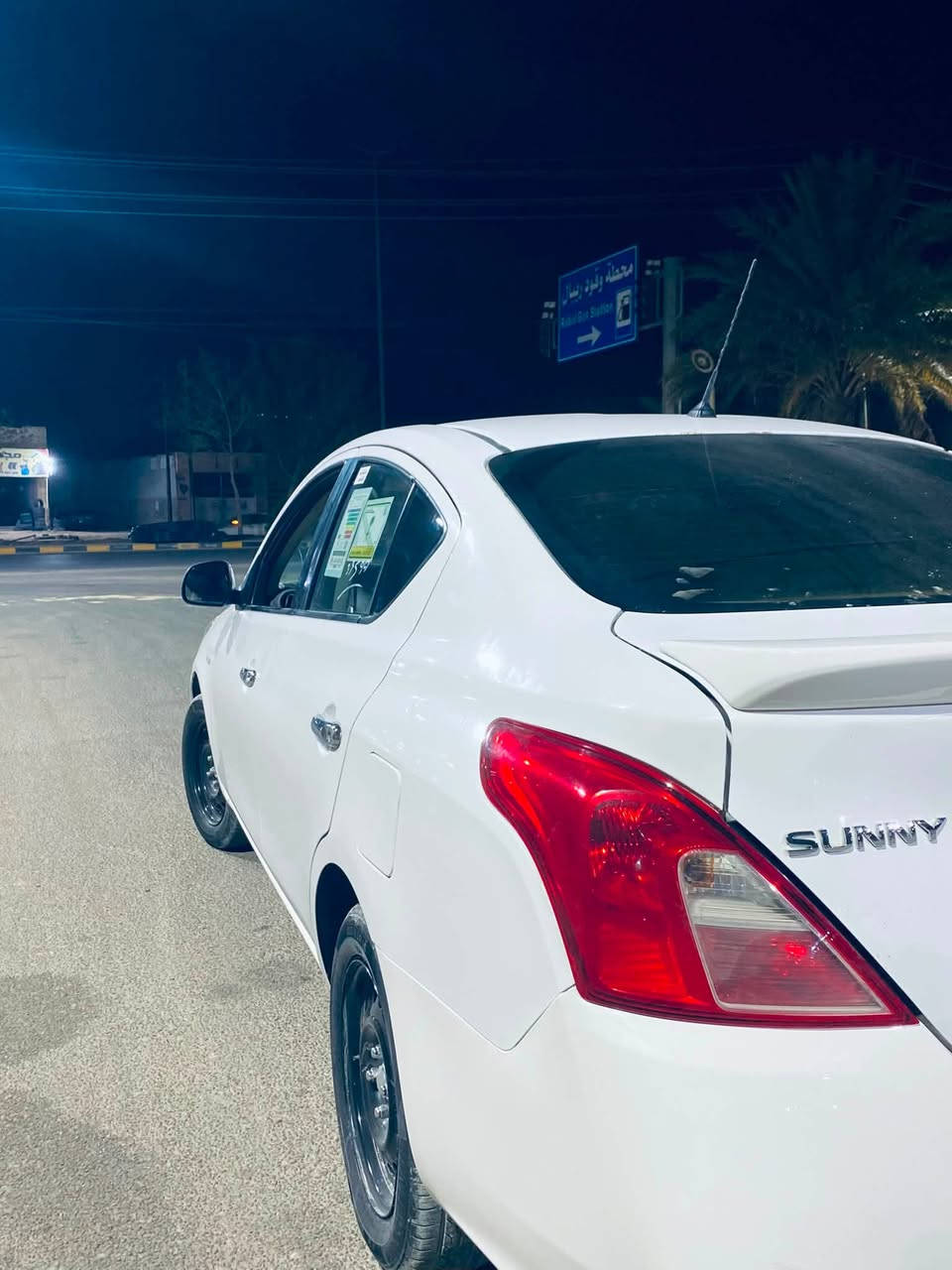 سلام عليكم. للبيع فقط نيسان صني ٢٠٢٣ هندي بليته زركه أربيل  تريد وكاله تريد تحويل بيها مكانين بارد زغار كفاله لافتح لا تبديل ولا ماشيه ١٠٠ صبغ كير مكينه حداديه تبريد كفاله عامه السعر١٠٥مكاني نجف ***********
