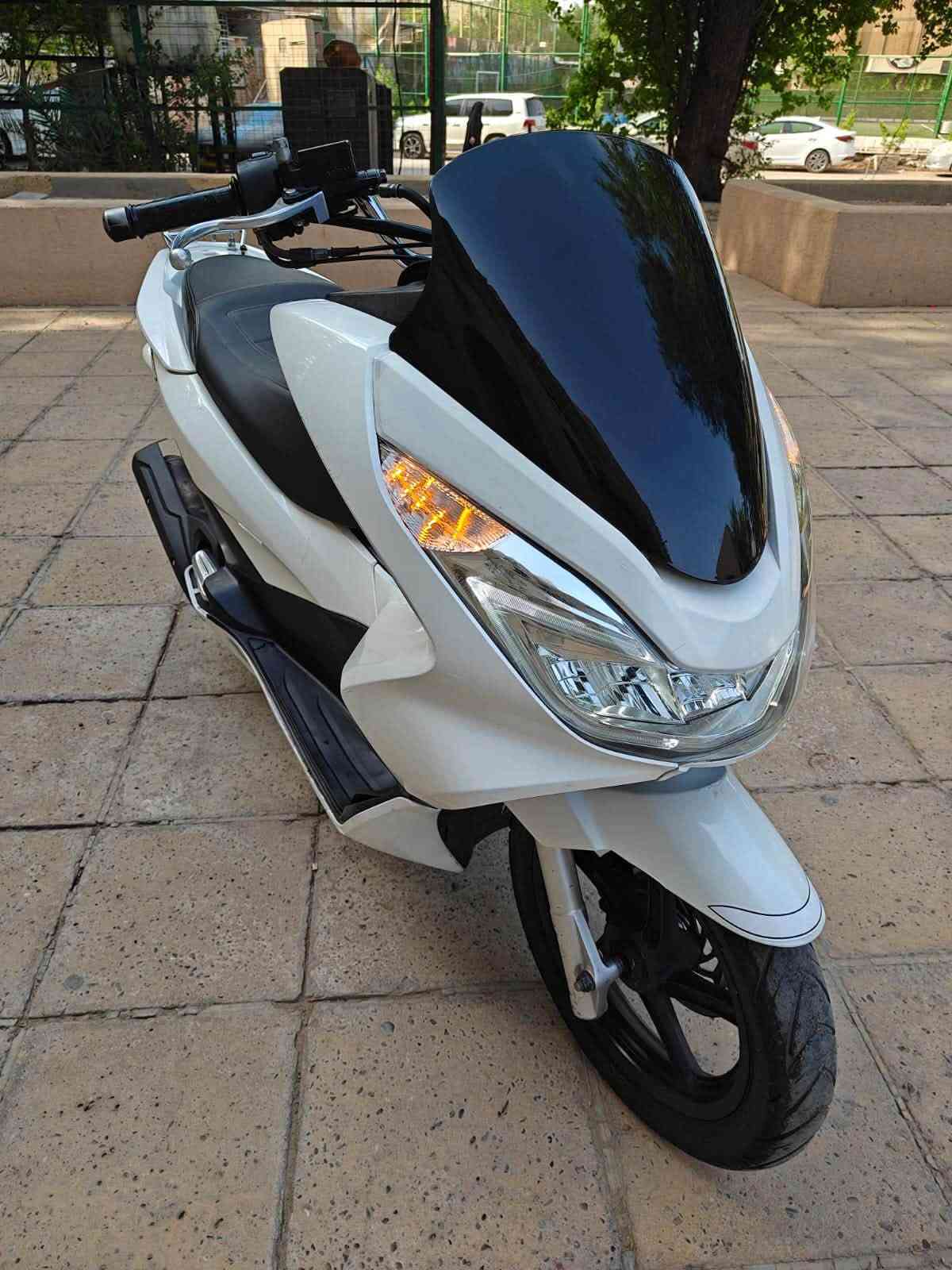 PCX • جيل ثاني • ١٥٠