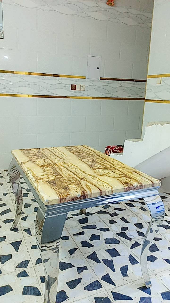 سلام عليكم ميز طعام مرمر للبيع السعر 125 بدون كراسي الشراي يتصل على الرقم *********** او المراسلة على الواتس أب
