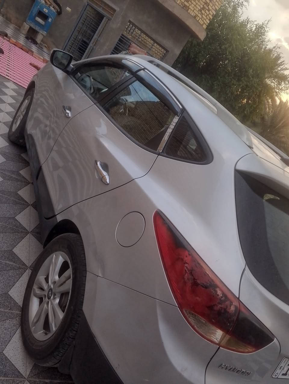 توسان ٢٠١٢ • خليجي • مكفولة