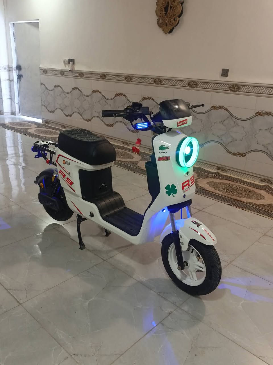 مديل ٢٦ • بطاريات ٣٢ • سرعة ١١٠