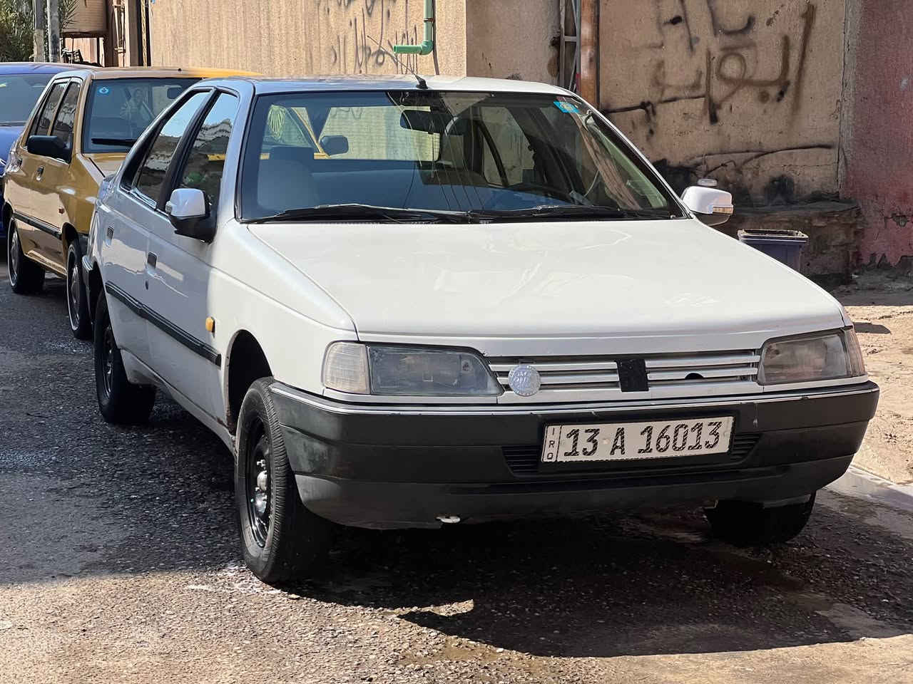 السلام عليكم اخوان بيجو روى 2010مكينه كير اكسل كفاله تبريد بدي بي ملاحضات لا تبديل لا صبغ السياره ماشه ٨٣ بسمي سنويه 2031  سعر 35 شرط التحويل مكاني بصره جمهوريه رقم ***********
