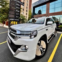 لاندكروزر GXR • ٢٠٢١ • ٥٦٠٠٠ كم