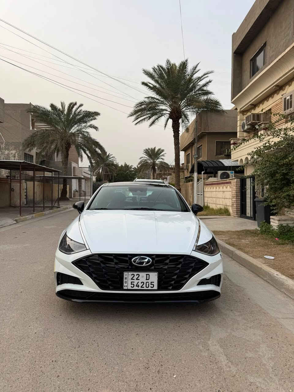Sonata SE PLUS2023
فول للاخير جديده لوك استخدام شخصي 

حادثها خلفي جاملغ وقبق جنطه سعر مناسب 

للاستفسار 

***********
