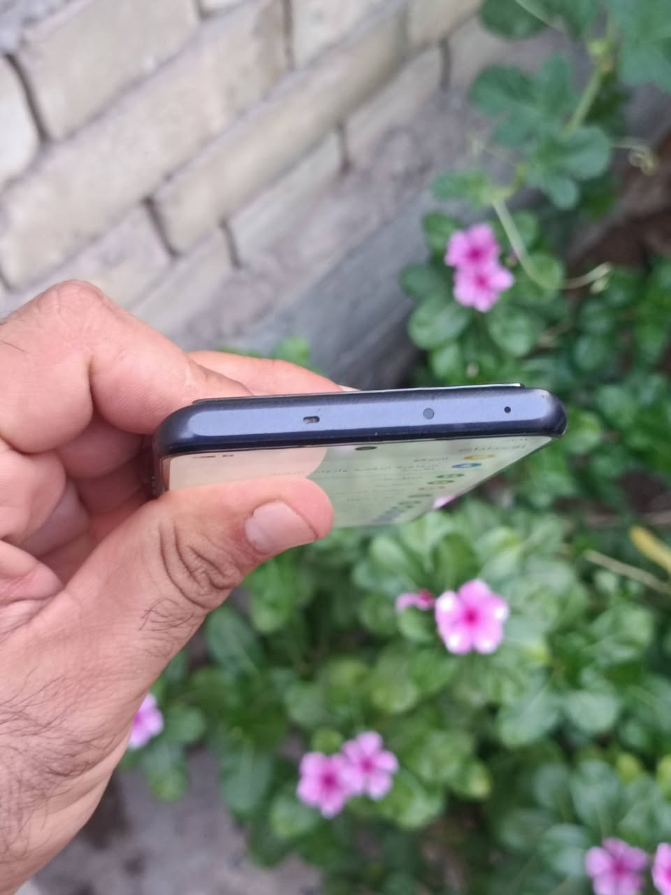 ريلمي gtنيو 5se ذاكرة الف كيكا تيرا بطارية 5500 تدعم الشحن السريع 150 واط فقط جهاز مكان نجف توصيل باعتماد فقط مراسلة فقط خاص  بدون تعليق او اتصال ***********

نص مكتوب في الصور:
- ٠٨:١٤
- حول الجهاز
- الإصدار مُحدث
- مساحة التخزين
- ٢٩,٧ غ.ب / ١,٠٠ ت.ب
- اسم الجهاز
- realme GT Neo5 SE
- المعالج
- Snapdragon® 7+ Gen 2
- Mobile Platform
- البطارية
- ٥٥٠٠ مللي أمبير في الساعة (نموذجية)
- RAM
- ١٦,٠ غ.ب + ٤,٠٠ غ.ب
- الكاميرات
- أمامية 16MP
- خلفية 64MP+8MP+2MP
- إصدار البرنامج
- RMX3701_16.0.5.1010 (EX01)
- معزز الأداء
- Flux Engine
- الشاشة
- ٦,٧٤ بوصة
- الطراز
- RMX3701