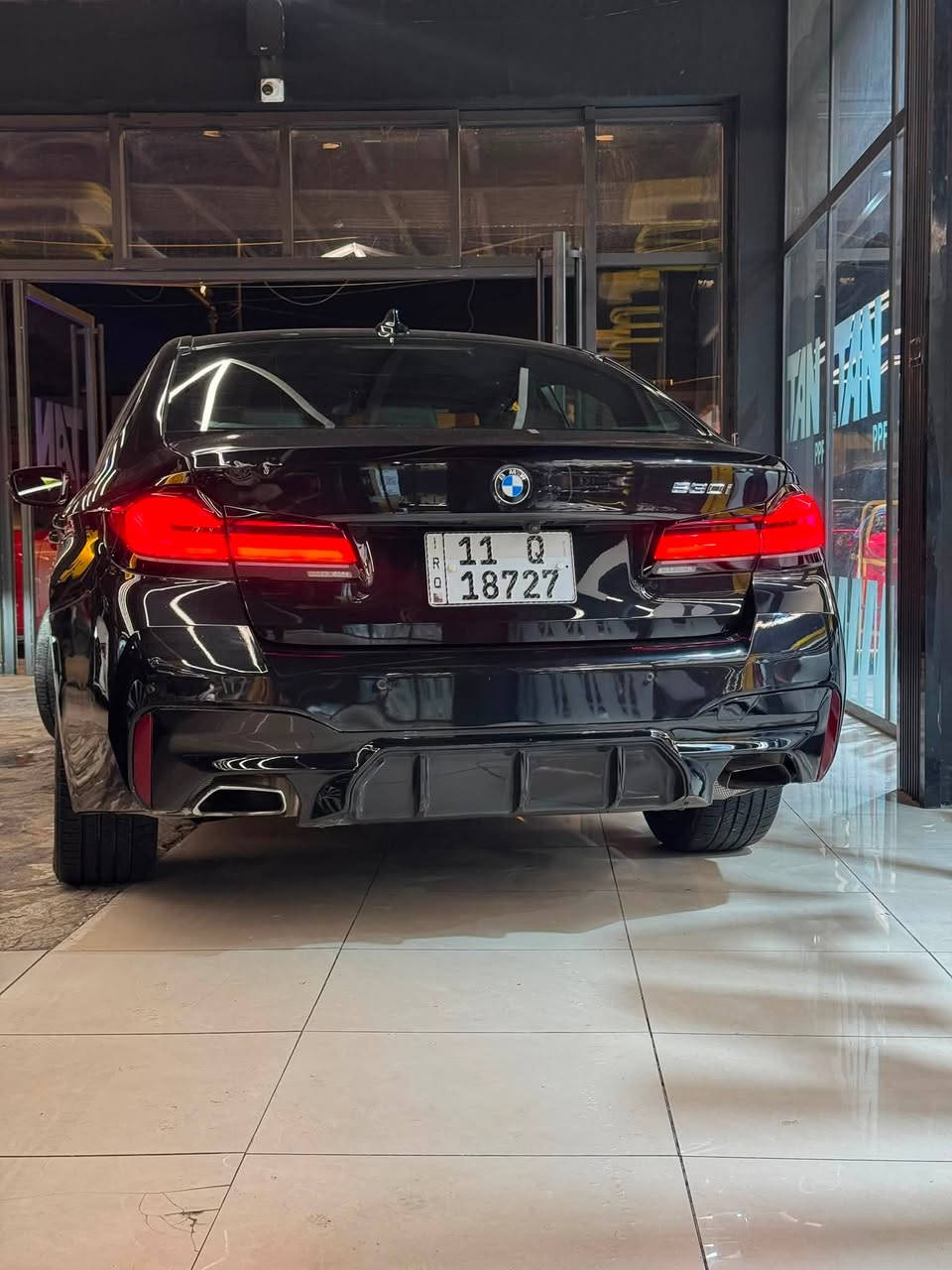 السلام عليكم
للبيع
BMW 530i
2023
وارد امريكي
تبديل بنيد CS ومصبوغ
دعاميات ودوسات m
الدوسات والدعاميه الخلفيه الاصليه موجودات
ايرباك دركة و دشبول مبدل اصلي ومسستم وكاله
تدفئة كشنات
داتا شو
رادار امامي تحذير من الاصطدام
 رادار جانبي نقاط عمياء
ستيرن كهرباء
تحذير الخروج عن المسار
تحكم تلقائي للرجوع الى المسار كهربائياً 
كامرة خلفية
سستم صوت هارمن كاردن
صندوك كهرباء
للتواصل ***********
