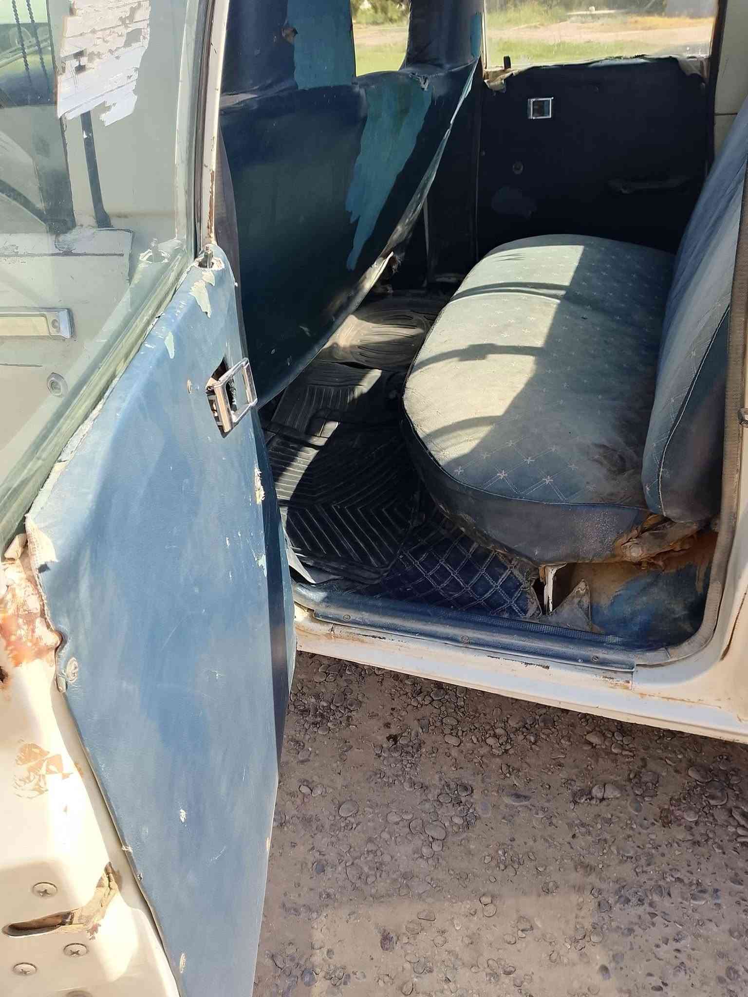 السلام عليكم بيكم تيوتا للبيع موديل ٨٨.رقم بغداد رقم الهاتف ***********
