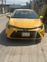 كورلا هايبرد للبيع موديل 21 السياره داخل لونين بدون ايرباك تخم تاير دو...