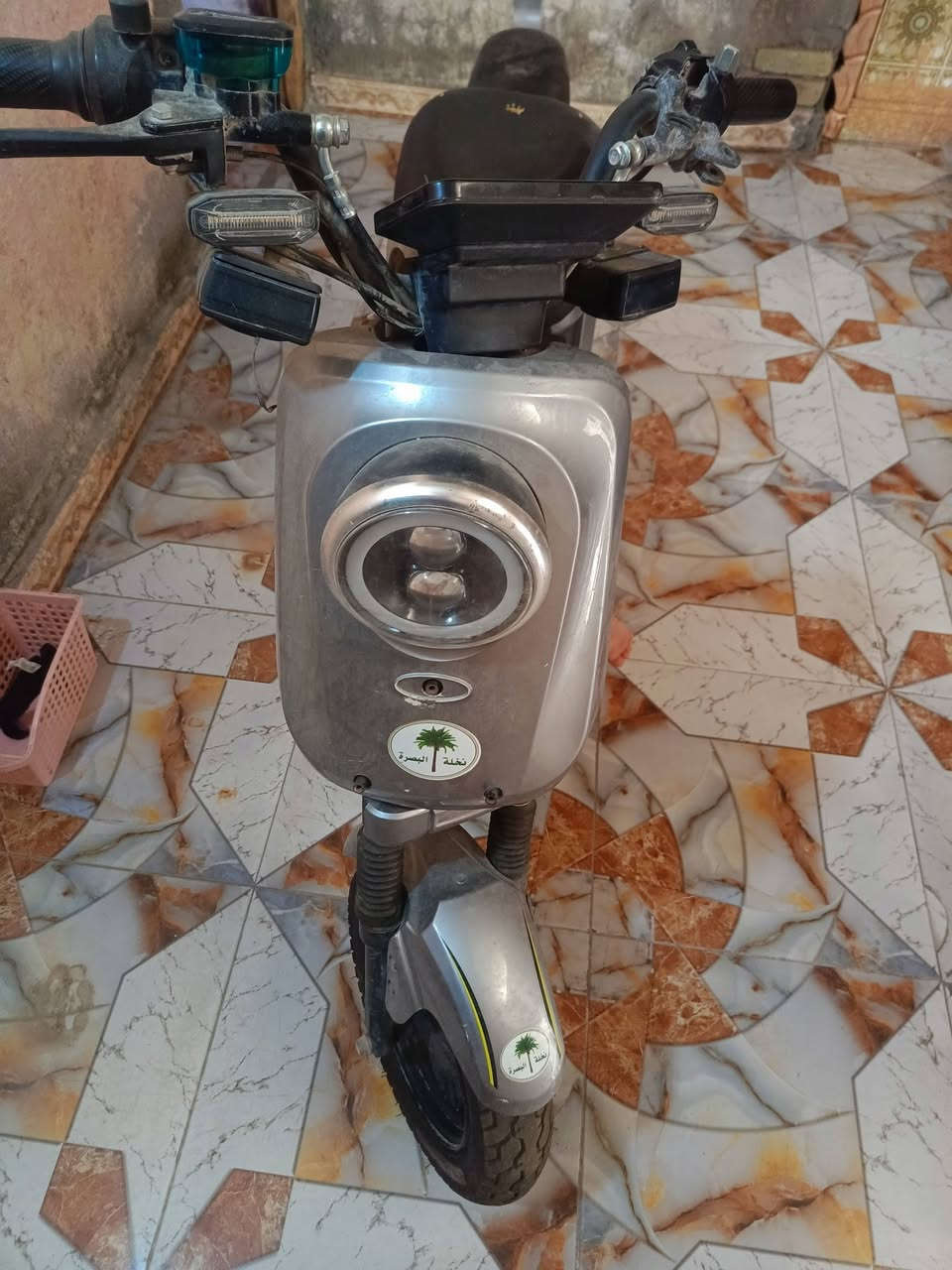 دراجه شحن R6السعر 250 بيها مجال عنوان المعقل خمسميل بدون بطاريات ***********
