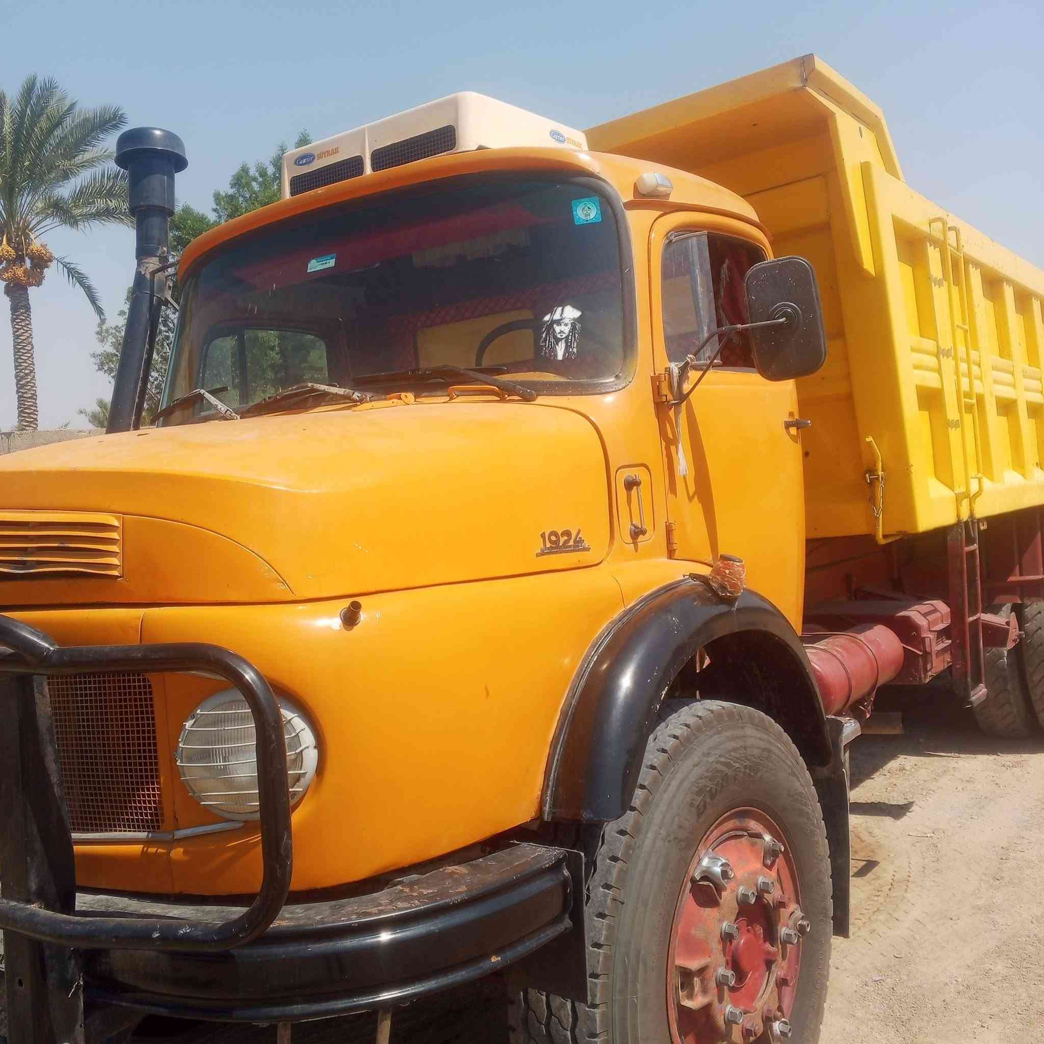 اقجم للبيع موديل 82 لللأستفسار 
الاتصال ه‍
***********
ه‍***********
