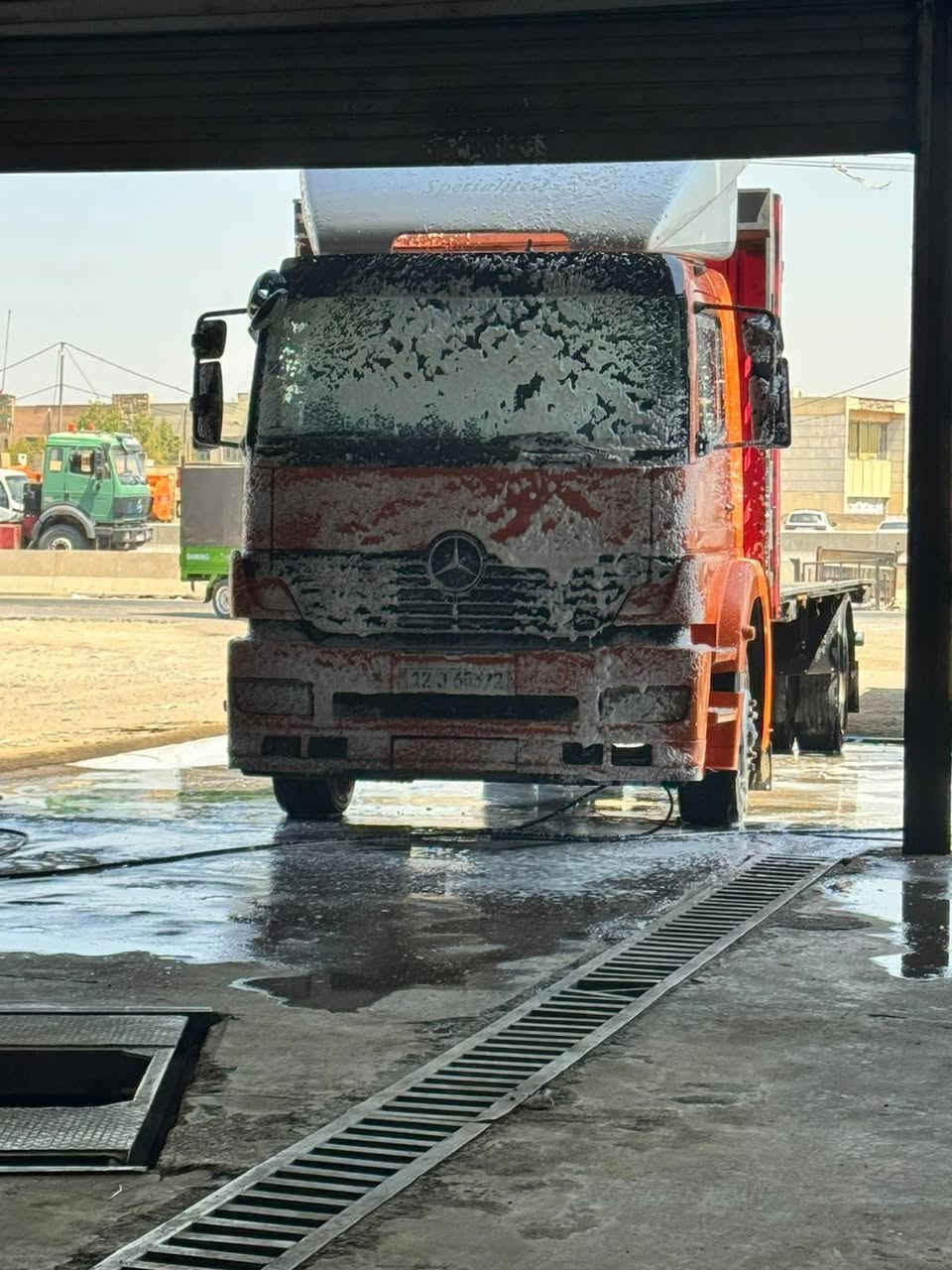 سلام عليكم اتيكو ١٠ برغي طول ثمانيه اله ربع سياره كامله مابيه اي نقص مسجله بسنويه ٨ طن رقم نينوه موصل تحويل ثاني يوم صاحب سياره *********** لحد يراسل خاص ماجاوب شراي يتصل عله رقم سعر السيااره ٢٥٠ورقه وبيه مجال
