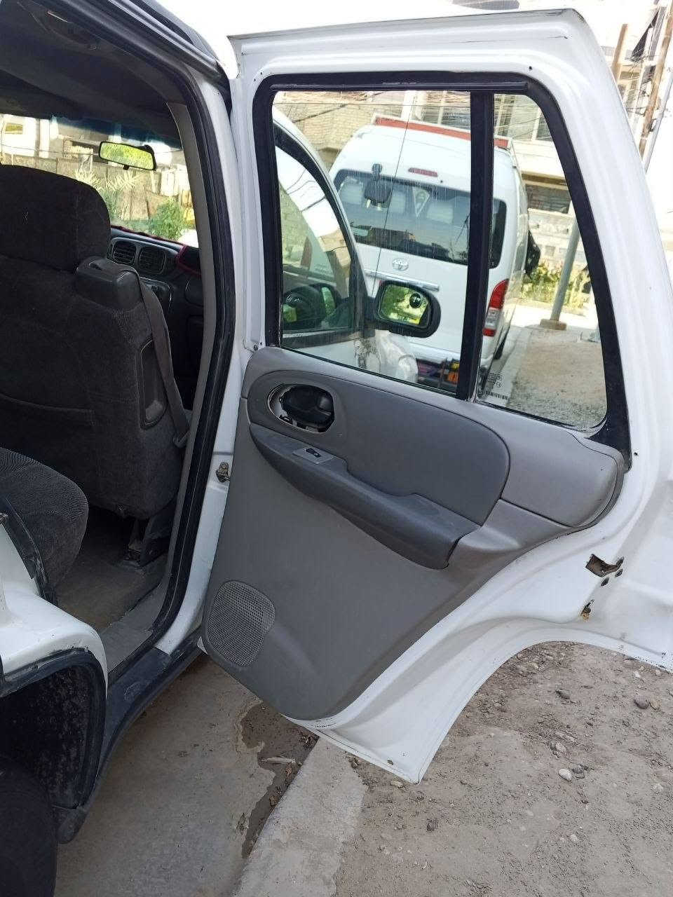 بلايزر • ٢٠٠٤ • رقم بابل