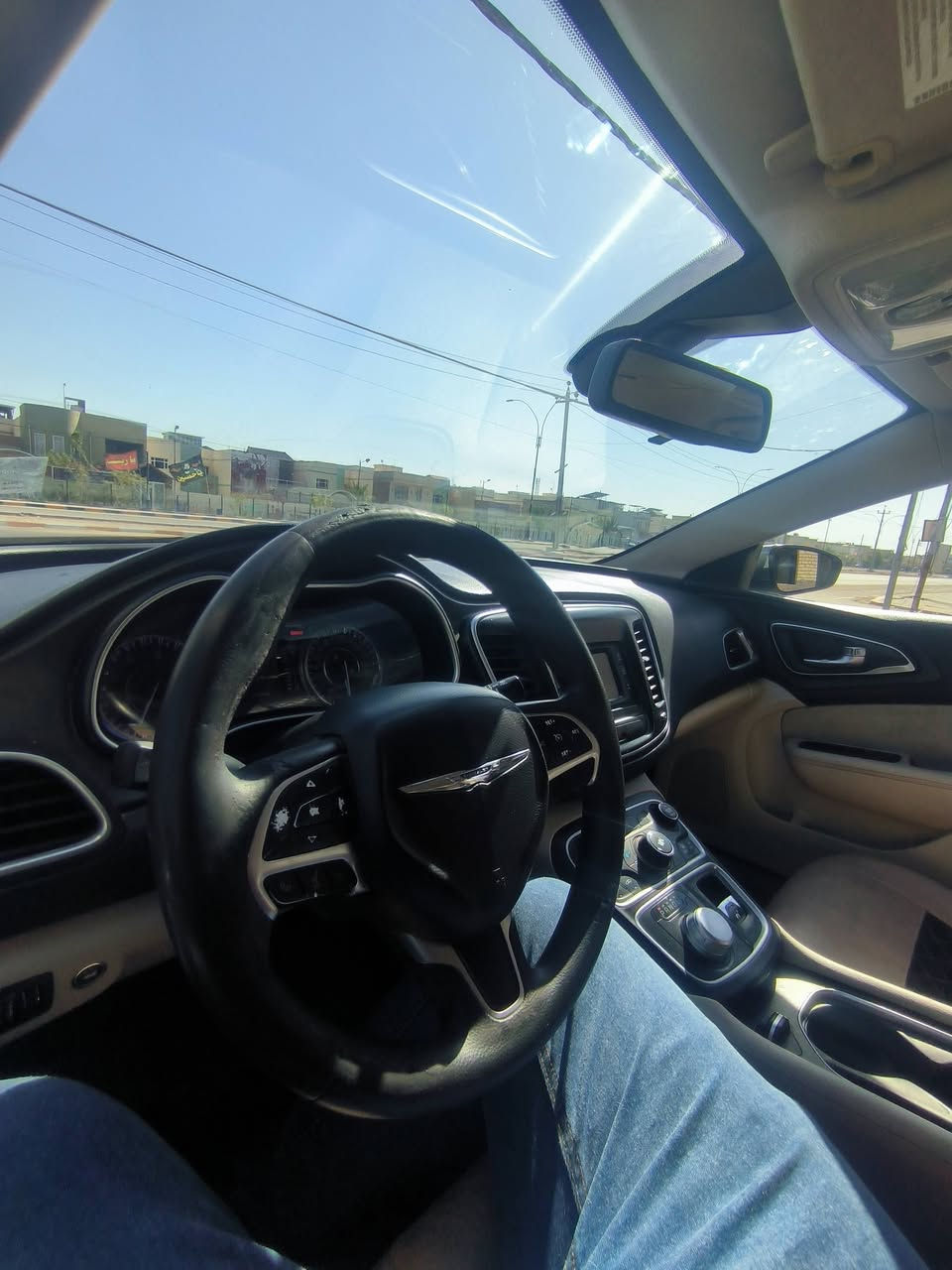🚗 سيارة كرايسلر 200 (Chrysler C200)
عنوان الإعلان:
كرايسلر C200 للبيع – حالة ممتازة ومواصفات مميزة
📝 تفاصيل السيارة والمواصفات:
النوع والموديل: كرايسلر 200 (Chrysler 200)
سنة الصنع: 2016 
اللون الخارجي: فضي / سلڤر (كما هو موضح بالصور)
المحرك والآداء: محرك 4 سلندر (اقتصادي وقوي في الحركة)
اسامه كامله للمحرك وكذلك فيها منظوووومة غااااز مدامة وكامله
ناقل الحركة (القير): أوتوماتيك (ماوس) 9 نمر
✨ الأوبشن والمواصفات الخارجيّة والداخلية:
شاشة عرض مع كاميرا خلفية / نظام تحكم من عجلة القيادة (الاستيرن).
بصمة تشغيل وبصمة أبواب.
نظام فرامل مانع للانزلاق (ABS) ونظام توزيع ثبات السيارة (ESP).
كشافات وإضاءة LED مع ويل ألومنيوم أصلية.
تكييف ثلاجة (أمامي) يعمل بكفاءة عالية.
مقاعد مريحة مع حالة صالون داخلية نظيفة جداً.
الداخل لونين اسود وبيجي المرغوب
⚙️ الحالة الفنية والشرط:
المحرك والقير والجيربكس بحالة ممتازة وجاهزة للاستخدام فوراً.
أوراق السيارة سليمة (سنوية / رقم ألماني / شاصي سليم بدون حوادث قوية).
الحادث في امريكا الجاملغ الأيمن الامامي وتم صبغ الباب يعني قطعتين
هنا بيها طخه بالجاملغ الأيسر الخلفي مثل ماواضح بالصور
الصيانة الدورية منتظمة، لا تحتاج لأي مصاريف حالية.
💰 السعر المطلوب: [90$] (قابل للتفاوض البسيط بعد المعاينة)
مكان التواجد : [النجف الاشرف / ملحق قرية الغدير]
للتواصل والاستفسار: [***********] أو المراسلة 
#الكلمةـالطيبةـصدقة
لا تكسر بحلال غيرك
