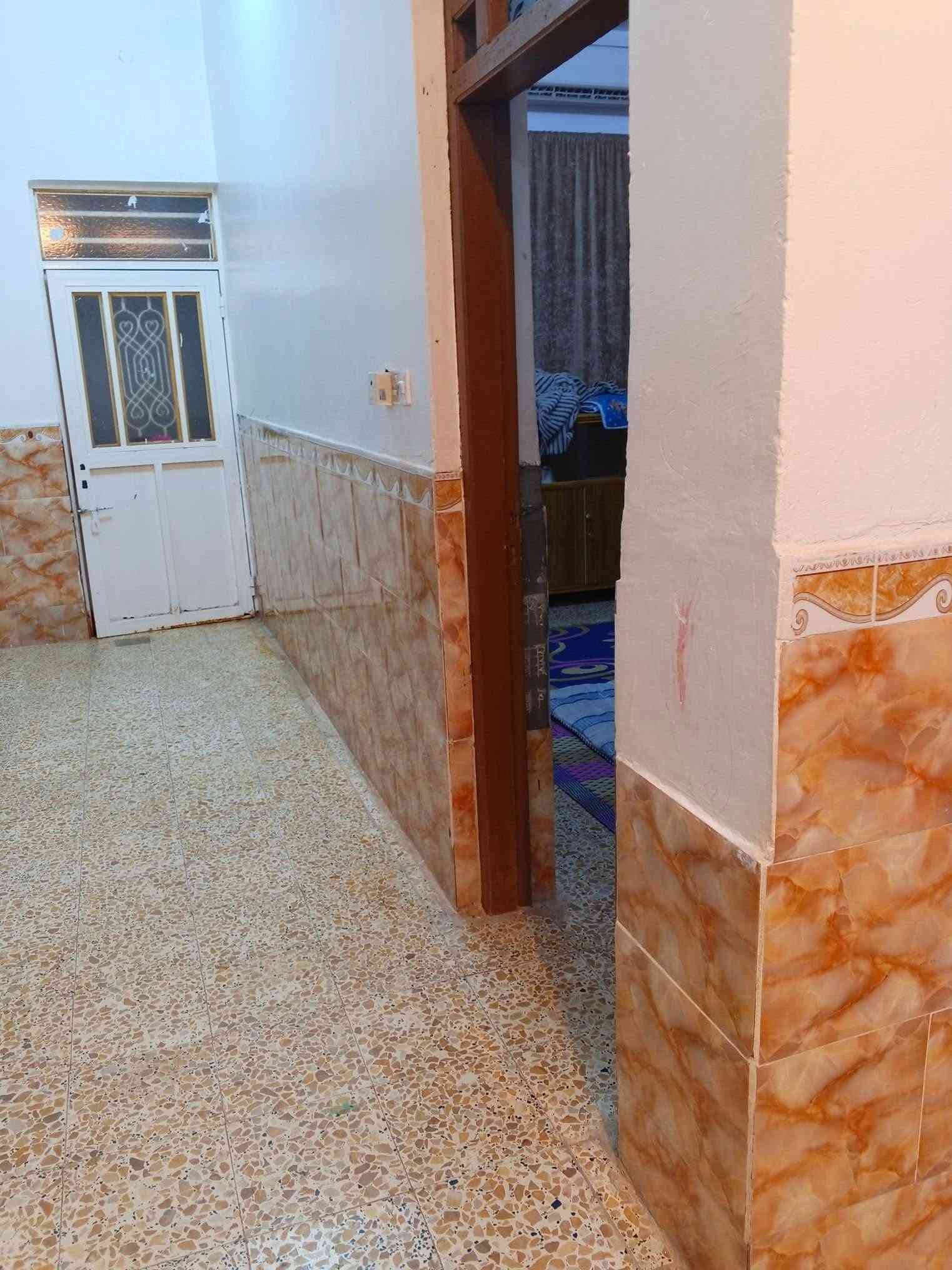 بيت • ١٥٠م • دورين