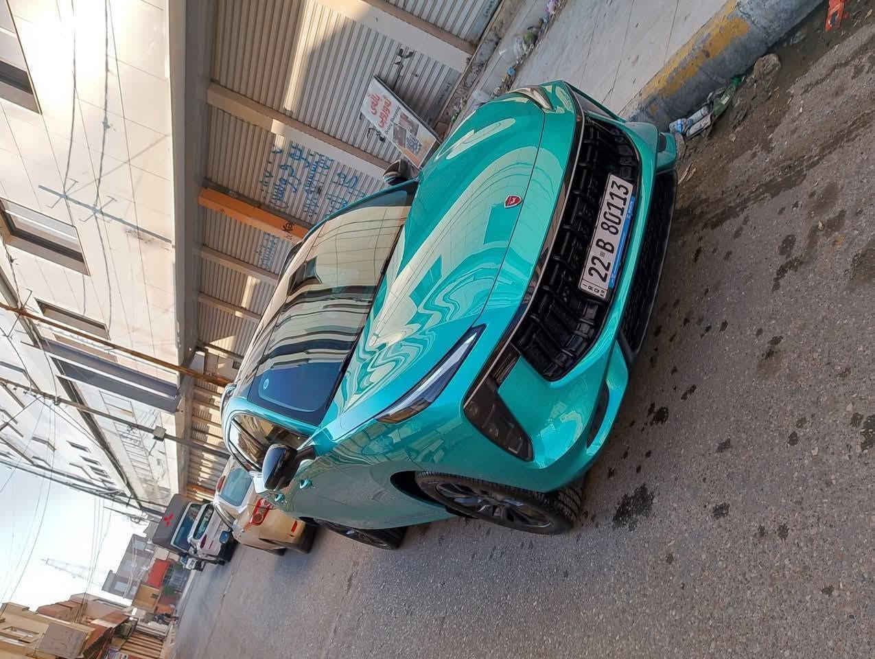 ، دونغ فينك فورثنك 2023 فول فول مواصفات ضمان شركة ليث العبيدي ٦ سنوات او 200 الف . 
السيارة كلين تايتل بدون اي ضرر او ضربة عدا رصعات اثنين صغيرة  جدا

مواصفات السيارة
•مغلفة بالكامل بنايلون الحماية ppf مع الجامات كلها مغلفة ب بولرايز  ضد الشمس وضد الكسر . 
• رقم اربيل دولي شرط التحويل
•كابون بنزين

•شاشة كيج الكتروني متصلة مع الشاشة الوسطية 
•لون السيارة فيروزي اخضر سقف اسود 
•تشغيل بصمة
•سقف بانورما  بالكامل
• ٥ كامرات ٣٦٠درجة
•ثلاجة وسطية 
•باب السائق بصمة
• سويج بصمة
•حساسات خلفية وامامية  مع رادار
•قطعتين تبريد
•لايتات زينون 
•كشنات جلد لون ماروني
• كشنات تدفئة / تهوية
•الكشنات كلها تحكم كهربائي بالكامل4 حركات
•اوتو هولد
•تحكمات ستيرن
•حساسات اطارات
•منافذ شحن
•تحكم مري كهربائي
•اشاير بالمري
•مري شفط 
•نقطة عمياء
•٣انظمة قيادة
•مانع انزلاق
• نظام abs
محرك بنزين 1.5L توربو 197 حصان 
• كير ومحرك ميتسوبيشي 
•كهربائيات بوش الماني 
• تبريد دنزو ياباني
•ويلات رياضية حجم 19 
• ايرباك عدد 8 
•اضاءة دشبول متعددة الاولوان
•شبابيك اوتوماتيك عدد ٤
•سماعات عدد ٦
وبعد بيها هواي مواصفات
مكانها كركوك
سعرها (146$)  مع المجال
للتواصل *********** كركوك, العراق

