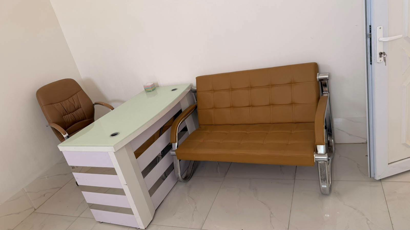 ⭕ عاجل 
عيادة أسنان 😍 
📍 الانبار - الخالدية
من شركه البصمه🫆 
لتجاره الاجهزه 
والمجمعات الطبيه 🌏 
💸٧ مليون و ٧٥٠💸 
جير أسنان TAOS 700
شاشة وكاميرا
كومبريسر ٥٠ لتر
سكيلر
تورباين دايموند
هاندبيس لنگشن
جهاز تبييض
بورتبل سكر
اوتوكليف كلاس بي ديجيتال
جهاز تقطير
بورتبل اكس راي
سنسر ايتتيث ١.٣
لايت كيور 
اندوموتور
املگميتر
ترولي كبير
ترولي اوتوكليف
سنك صغير
ثلاجة صغيرة
ميز مكتبي عدد ٢
كرسي مكتب
كراسي انتظار عدد ٢
تخم كراسي ٧ مقاعد
طبلات عدد ٣
كت فورسيبس
كت ربر دام 
كت الفيتر
متل مرور ٦
متل بروب ٧
متل تويزر ٦
شيد گايد ڤيتا
سبلت ١ طن
باوچ

***********
