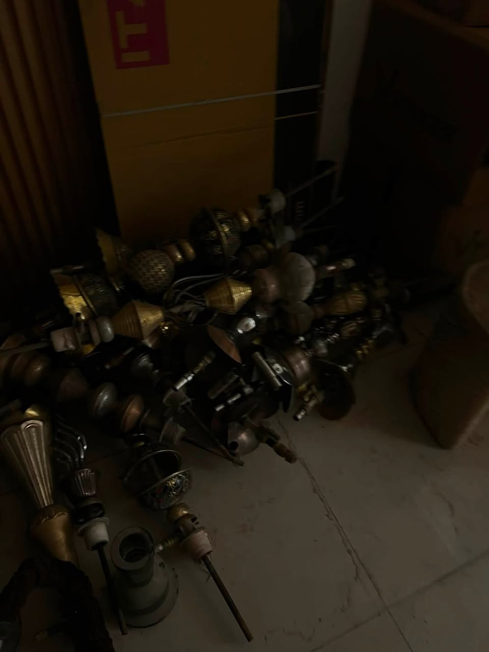 للبيع اتصال على ***********
