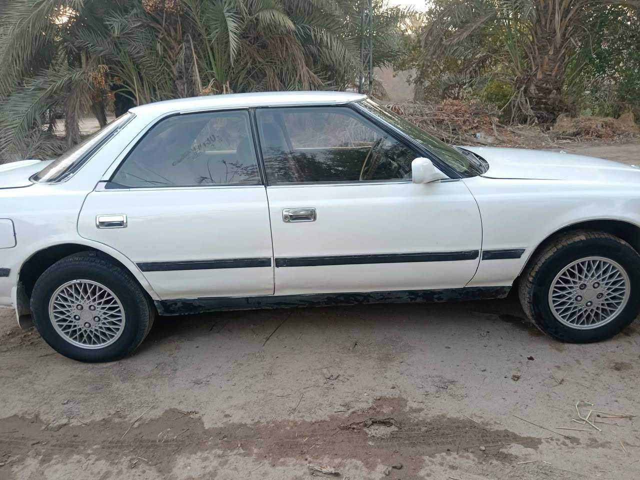 سلام عليكم   مارك للبيع موديل 89 مكفوله من الضربه  مكينه او كير ونجي 6تبريد شغال ثلج   حداديه نضيف   اب 33او بيه مجال بسيط ***********

