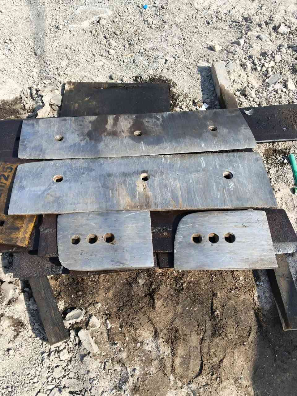 سلام عليكم سجينه مال 80 بلاديه مال فتح المكان بصره ***********
