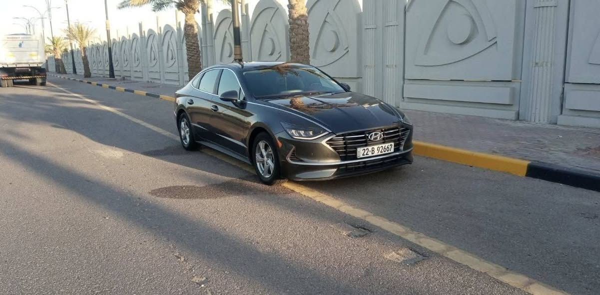 #السلام_عليكم
- هونداي سوناتا   Hyundai Sonata  (2022)
رقم اربيل بأسمي 
- مكينه  2500 تنفس طبيعي 
ماشيه 70 كيلو 
الضرر قطعه واحده
مواصفات :-
 كامرا سايد بريك بصمه
 تحديد مسار 
 قياده ذاتيه 
نظام اطفاء في حال التوقف
 رادار امامي + جانبي
نظام توقف الطوارئ
  4 وضعيات قياده
  اوتو هولد تحكم  ستيرن
شاشه  حجم الكبير  تدعم كار بلي
تخم تاير جديد + بطارية جديده
-السعر 156 وبي مجال
- مكان السياره البصرة / للاستفسار 
***********
