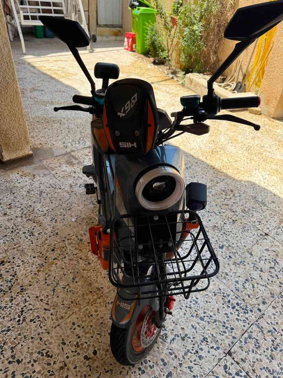 دراجة His x900 فول نظافة دراجة + وياها صندوق مو مثل خواتها الي بدون صندوق
معروفة مواصفاتها ومعروف سعرها بالسوك 

السعر 375 الف تحب تشتري موقعي ديالى بعقوبة الجديدة شارع الطابو 

*********** 
اتصل واني حاضر 🤍
