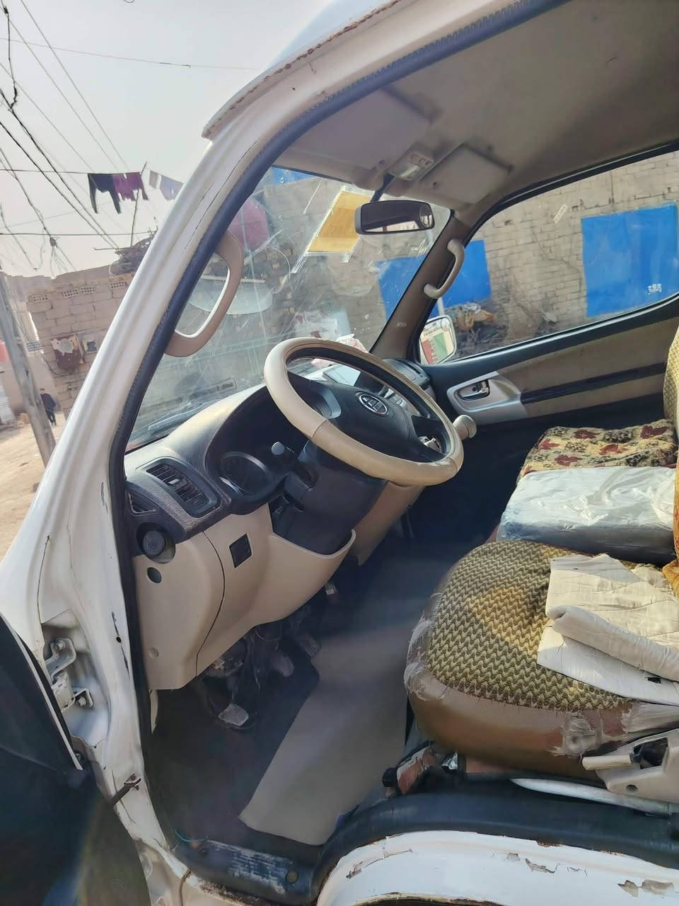 سلام عليكم
جنبي موصليه جاهزه من كلشي مكينه وكير وكسن حداديه تايرات مكاني ناصريه قضاءالفهود السعر 35 وبيه مجال ***********
