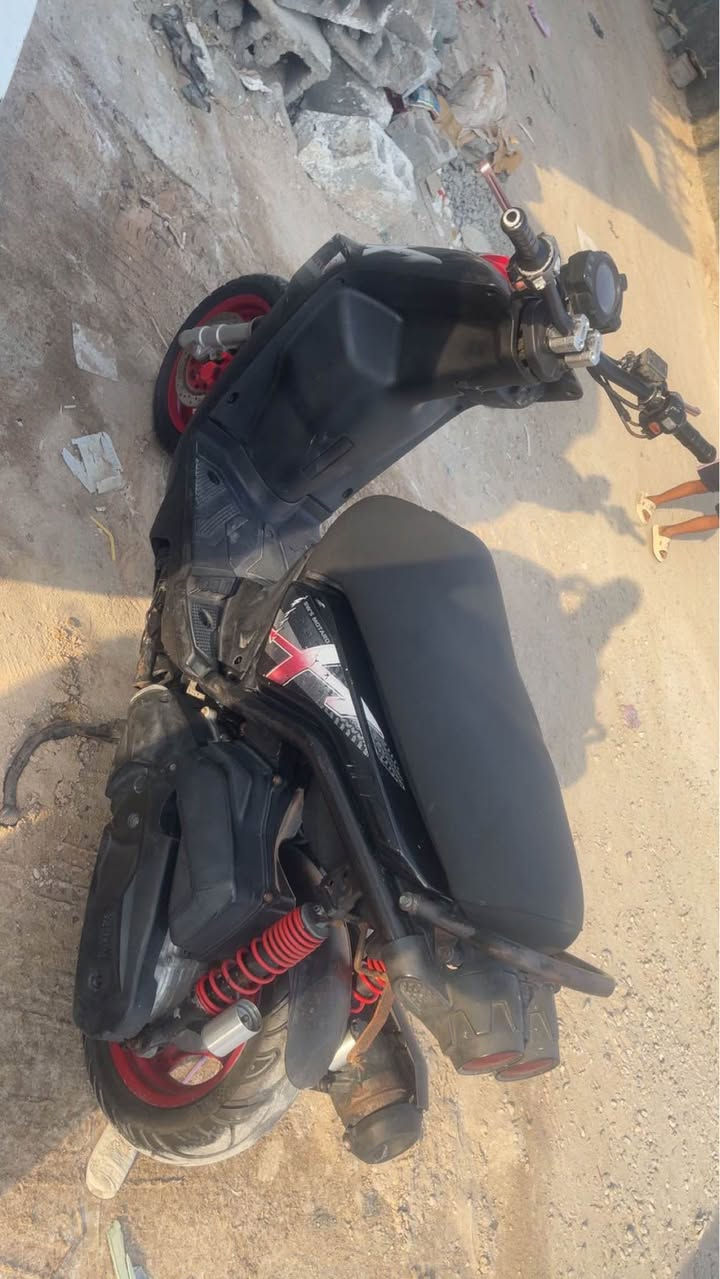 سكنز جبلي دراجه كفاله من كلشي 
مكينه بل كارتون شرط 
جيب وياك فيتر وفحص 
عنواني بصره *********** البصرة, العراق
