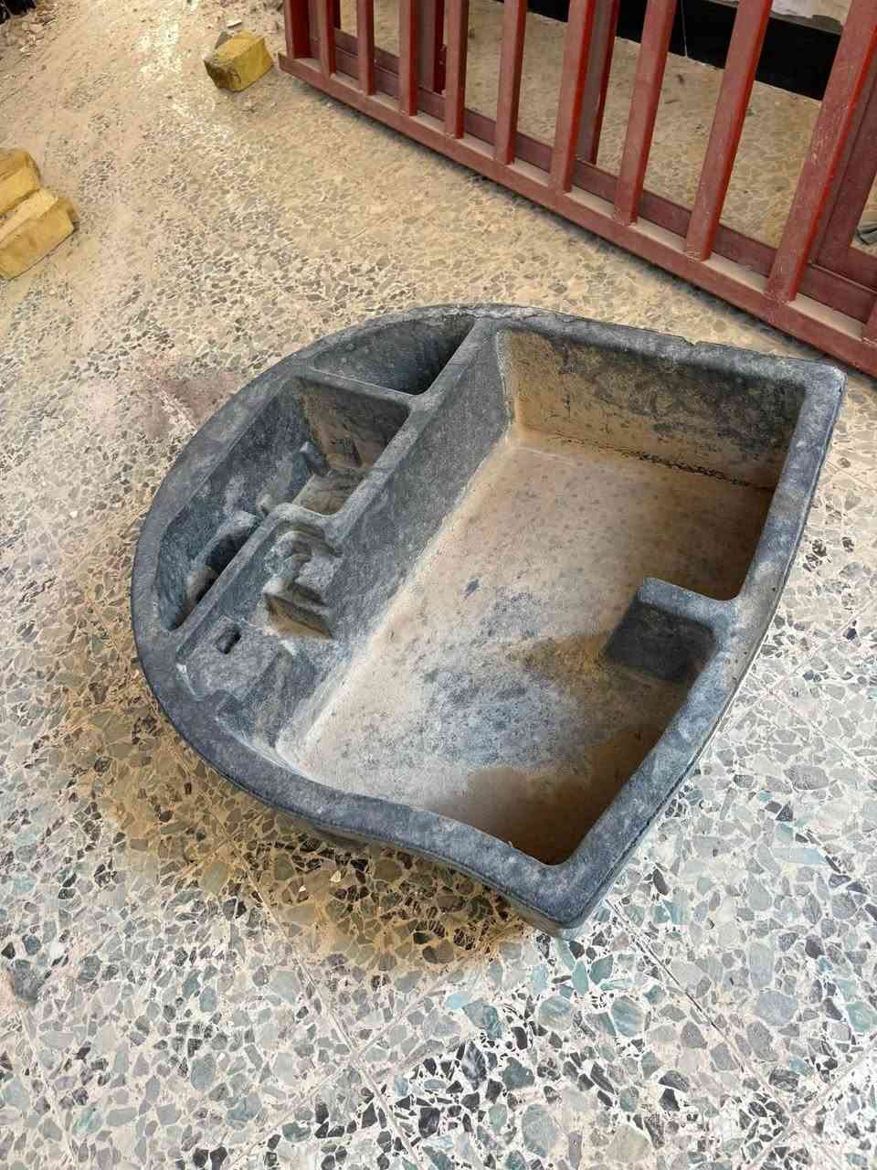 السلام عليكم
اذا متفيدك لا تحجز ومتجي اخيكم 
فلينة فورتي مال شركة تكعد بمكان السبير ترس الحوض 
قيم واخذ مكاني كربلاء كنطرة السلام 
***********
