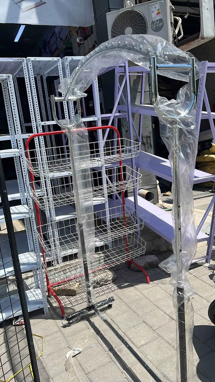 رفرف 
شارع ظلال
***********

