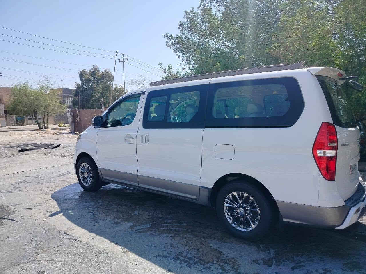 استاركس موديل ١٩ مكفوله فقط ربع البنيد بيه صبغ أثر صقوط باب المنزل عليه مكينه لاتبخير ولاتنقيص حساس خلفي ويل كروم دوشمه عامه جديده سنويه وأرقام صار شهرين من جددنهان مكانه نجف سعر ٢٣٥ وبيه مجال ***********
