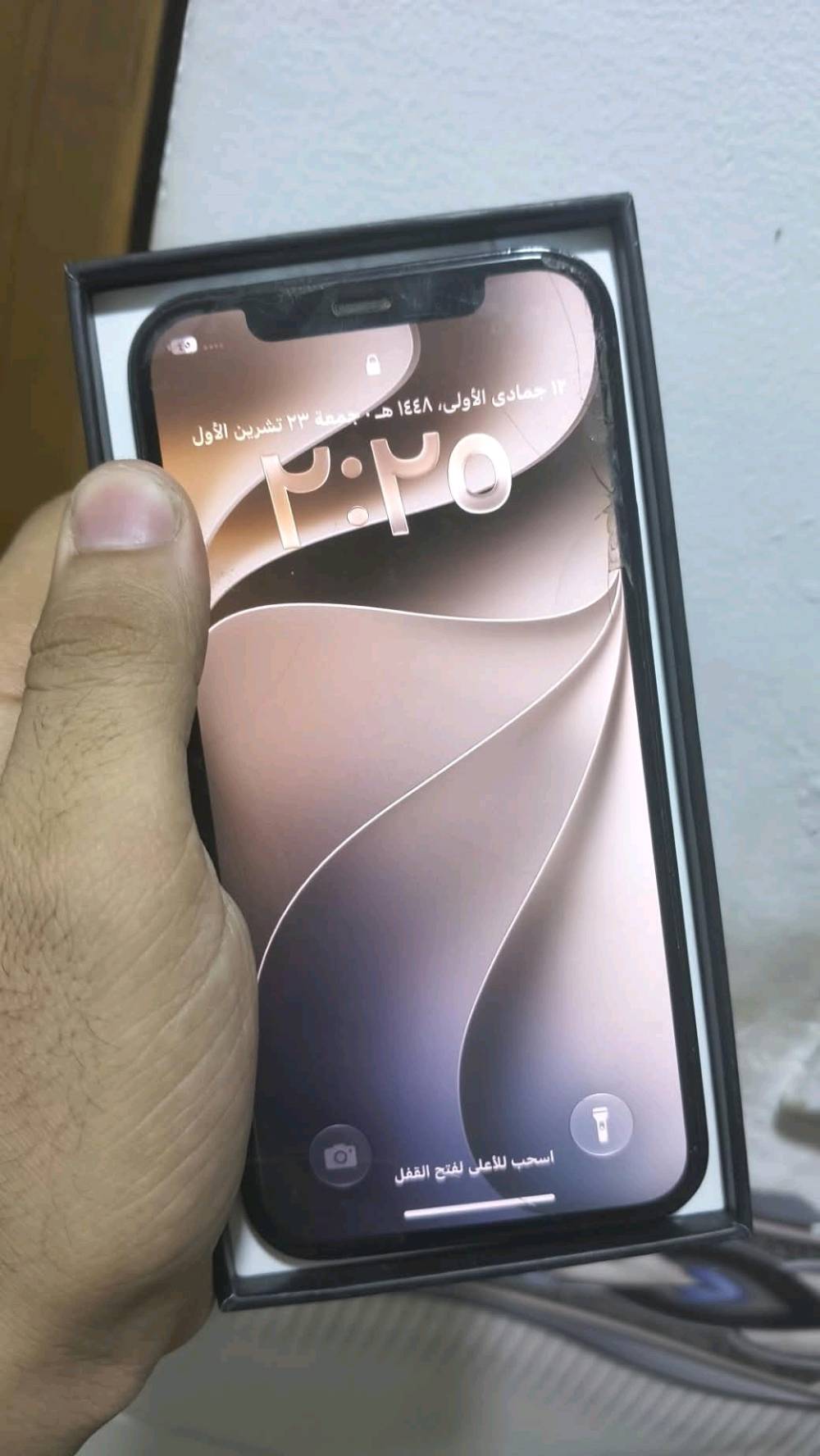 آيفون ١٢ برو • ١٢٨ • نظيف جدا