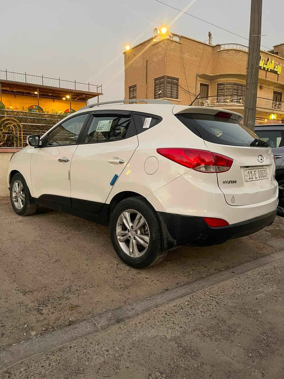 توسان ٢٠١٣ للبيع وارد خليجي محرك ٢٠٠٠ دوش
السونر جديد ومرفق مع الصور
رقم بغداد الجديد بأسمي مع هزة جديدة 
مكينة / كير / تبريد / صدر / تمام ✔️ 
السيارة ماشية 153 الف فقط 
منضومة لايت زينون عالي وناصي مع شاشة أندرويد  ومواصفات السيارة الوارد الخليج معروفة // للبيع السعر 100$ / شدة 
للاستفسار الاتصال: ***********
