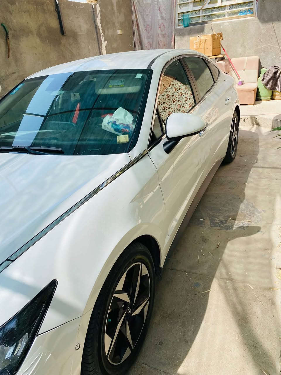 سوناتا 22 امريكي جاملغ وبنيد بدون ايرباك 
انضربت بالصندوق ابيع عله وضعها 
ماشيه 185
بيهه 3 قطع ثنين تبديل ووحده صبغ
باب السايق بيهه خسفه باقي عله وضعا
اضافه الى ضربت الصندوق حاليا
رقم بصره حره بسمي
السعر 130 مجال قليل 
***********
