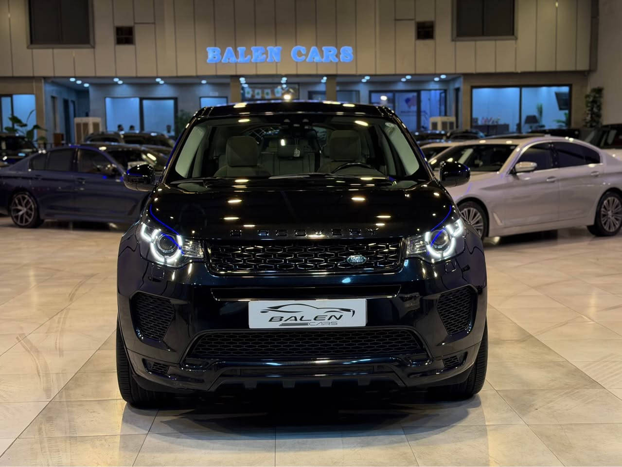 Range decovary 2018
شركة سردار 
فول مواصفات كلين 
لايتات زينون ليد 
حساس امامي خلفي 
بصمة 
بانوراما 
كشنات جلد 
4*4
شاشة كاميرة 
صندوق كهرباء 
سيارة بدون صبغ مكان تعديل بارد بس 
كير محرك شرط مامفترح 
١٤٧$
*********** وتس اب 
*********** أربيل, العراق
