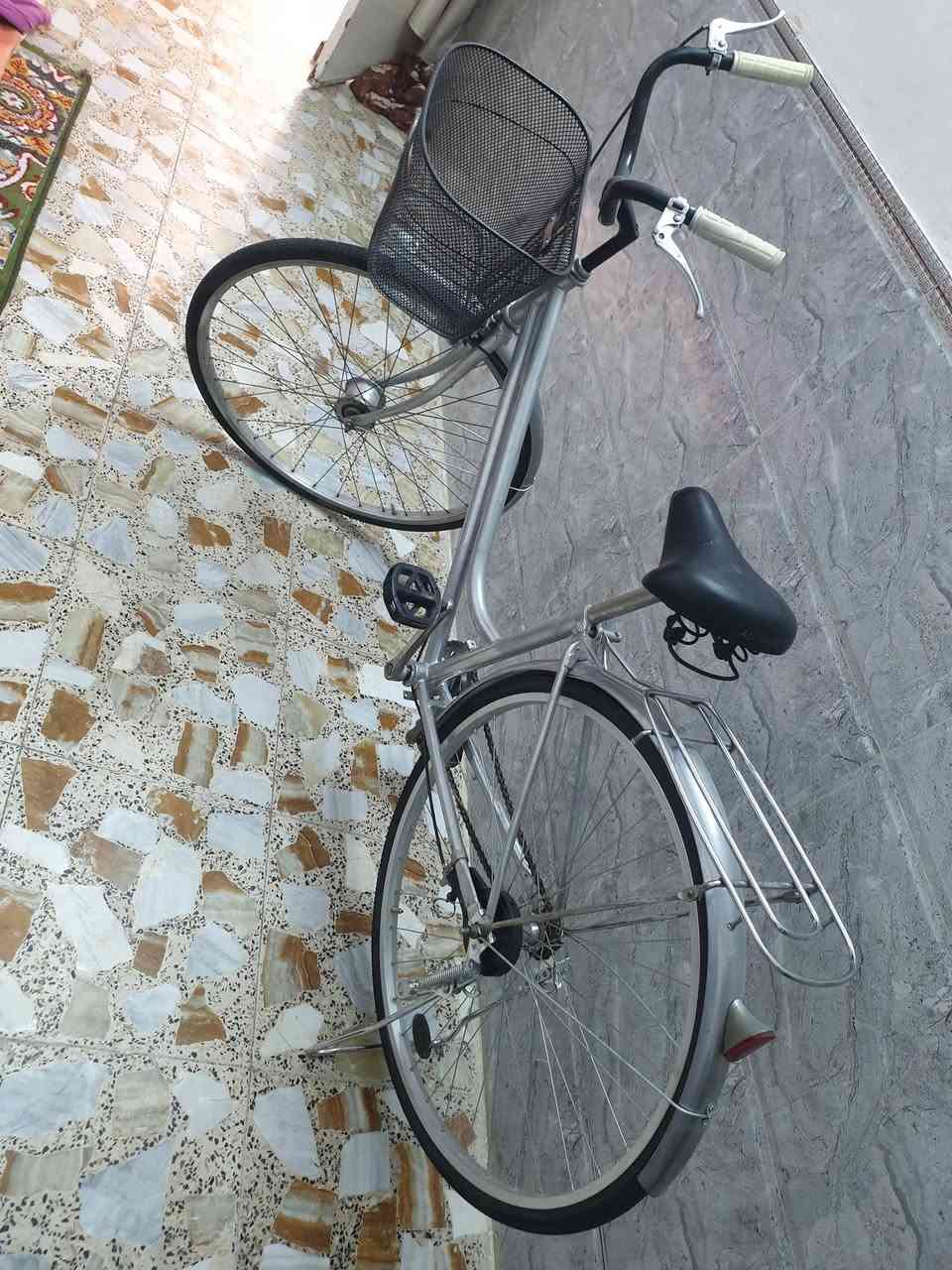 بناتي ياباني نضيف جدا جاهز   كله جديد السعر ٦٥ وبي مجال موجود واتساب  ***********
