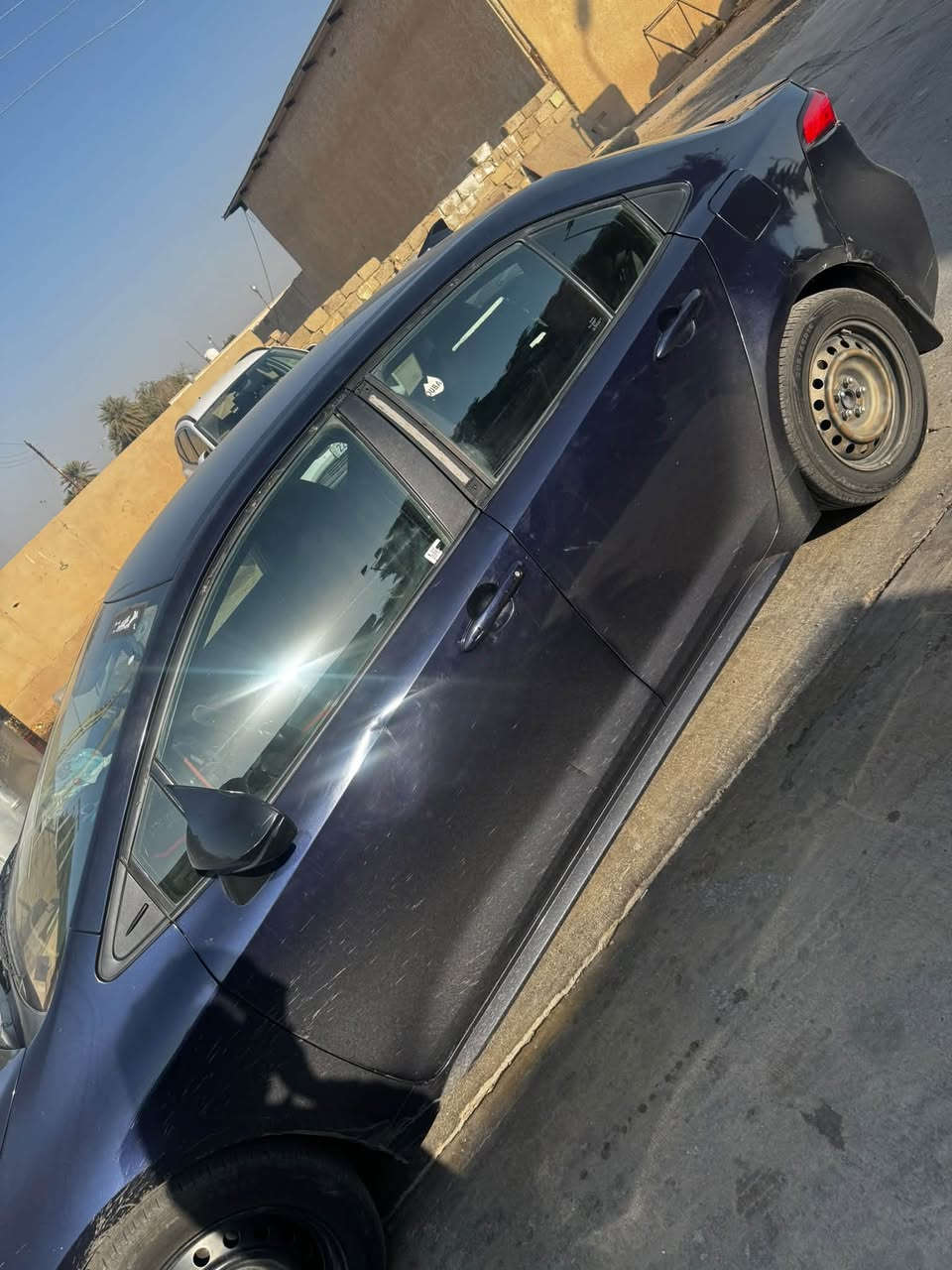 كورلا ٢١ للبيع 
مواصفات LE المعروفه
بيها اكثر من قطعه متضرره ومصلحه ابيع حزام 
السعر ١٢٠$
تواصل واتساب 
***********

