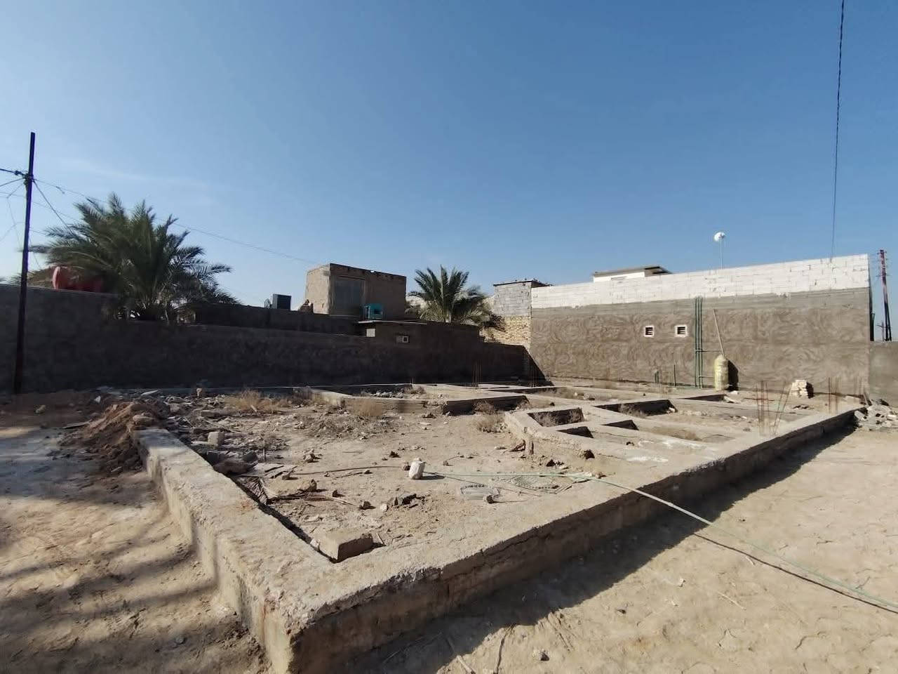 قطعة أرض للبيع بموقع حلو
📍 المنطقة: [الكوفة / البراكية / قرية العلوية مقابل حسينية شباب علي الأكبر ع ]

📐 المساحة: (٤٣٢م)

الأرض مرتبة وموقعها ممتاز وقريبة من الخدمات و على الشارع الرئيسي ( تجاري) ، تصلح سكن أو استثمار 👍

السعر مناسب وقابل للتفاوض

للاستفسار مراسلة أو اتصال:

📞 [ *********** ]
