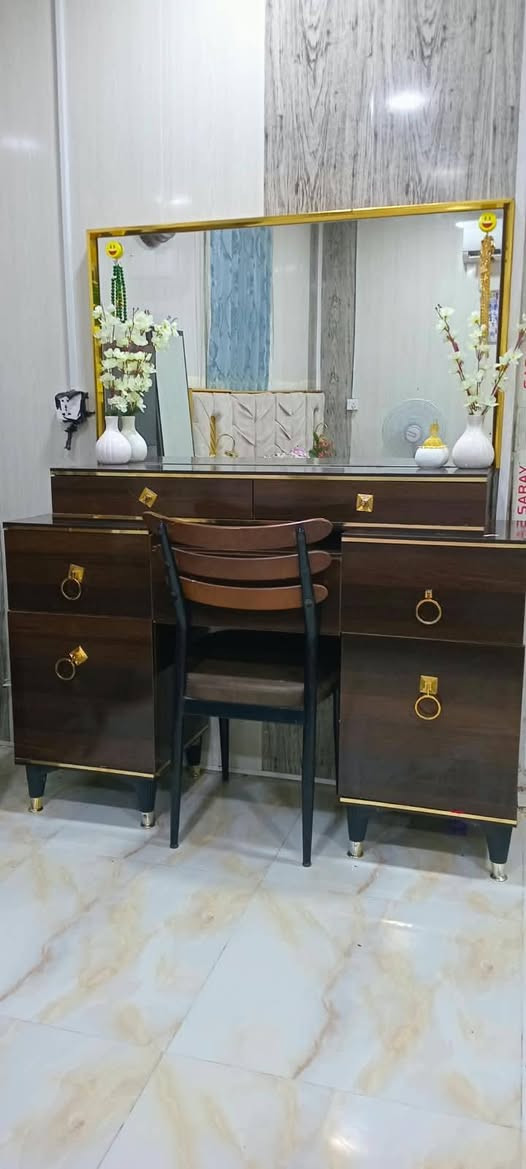 للبيع الاستفسار مراسلة ***********. مكان بعقوبة.  سعر 600 بي مجال. كاروك  70 هم بي مجال
