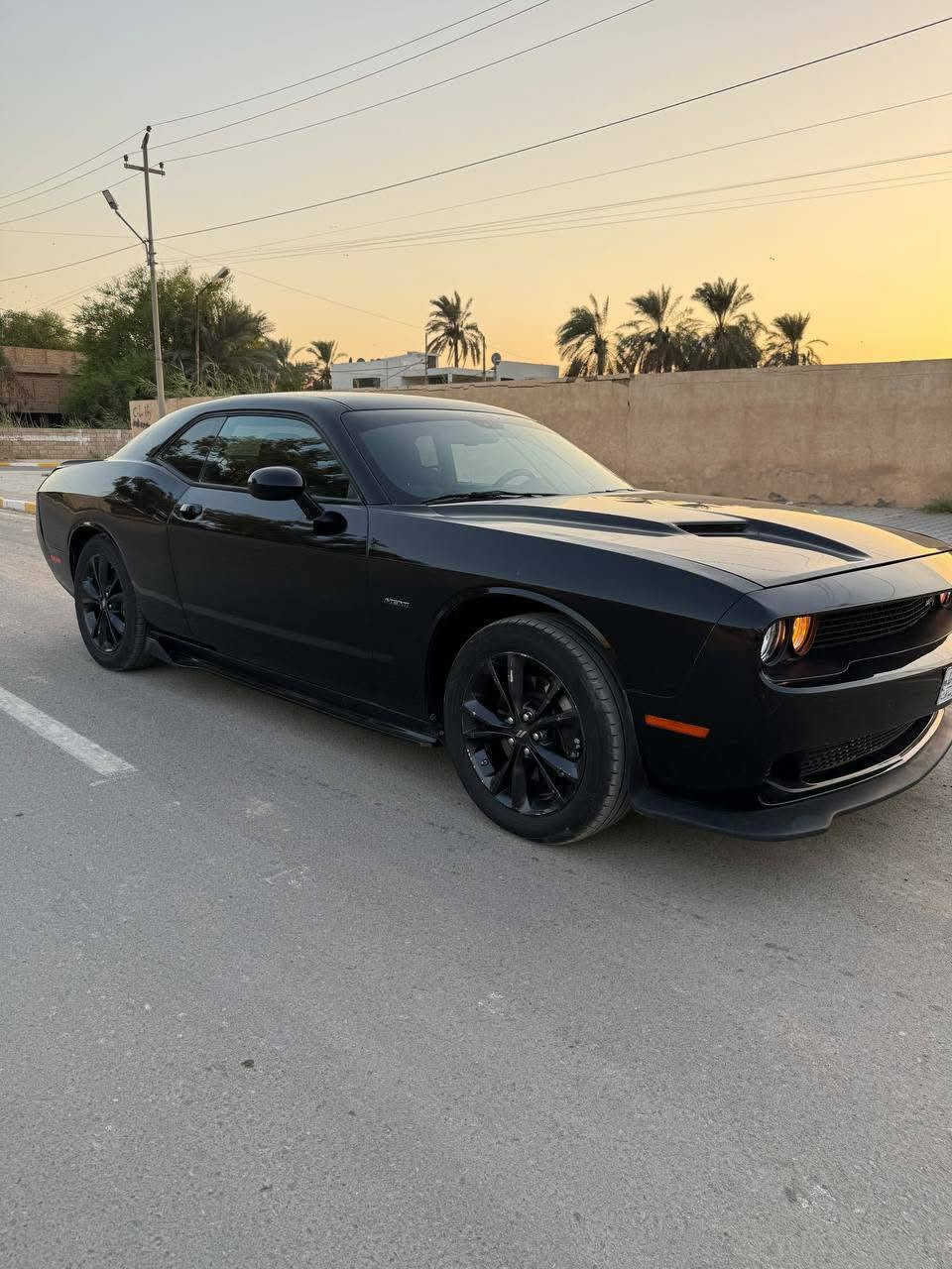 السلام عليكم
جالنجر sxt 2023 وارد أمريكي 
قطعتين تبريد منظومة زنون 
ماشية 37 m 
السيارة ما ناقصها كل شي بيع او مراوس حسب القناعة 
اي استفسار ***********
