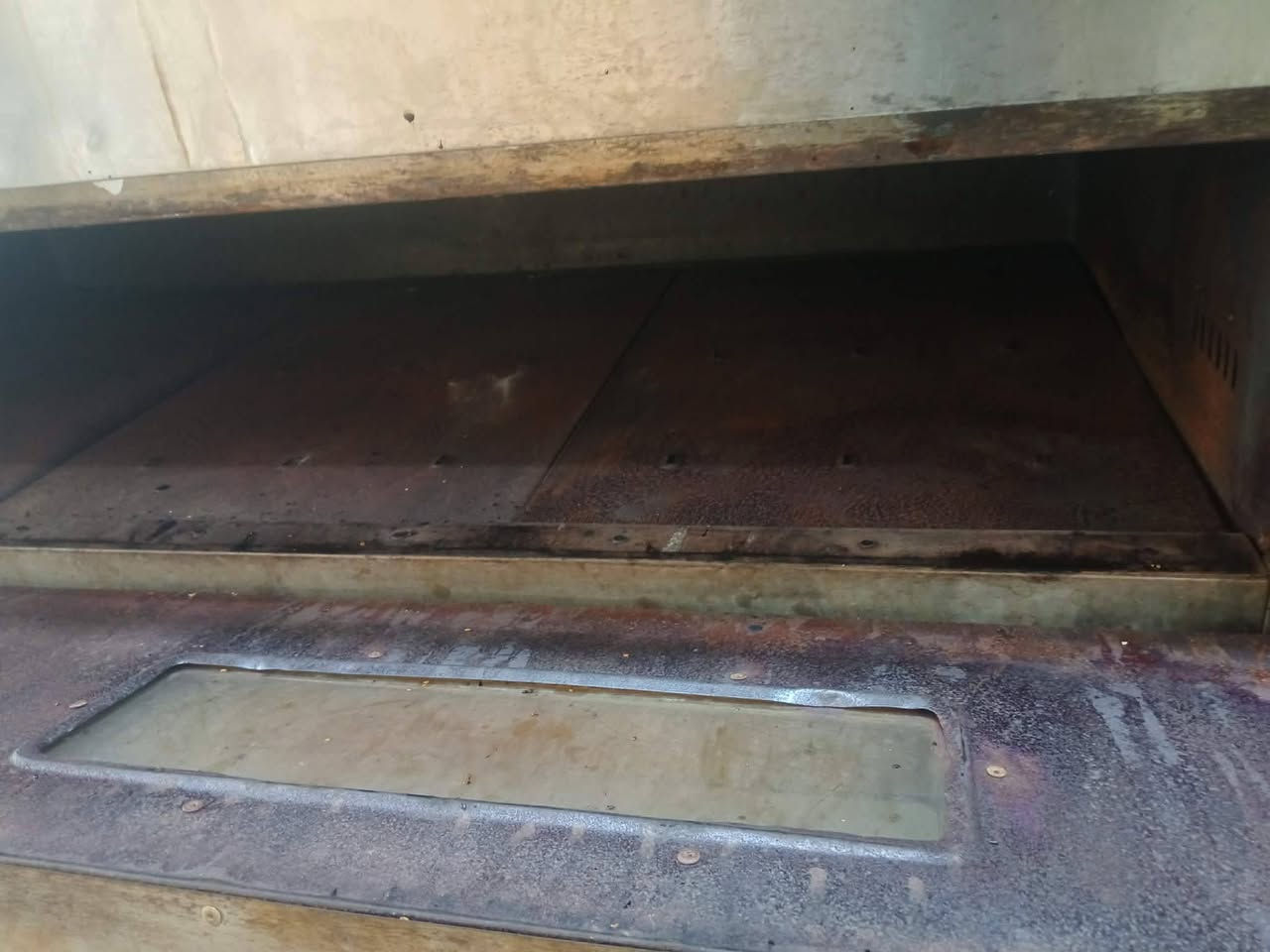 للبيع فرن كهربائي +ملحقاته كاملة في الموصل بسعر مناسب
***********
***********

