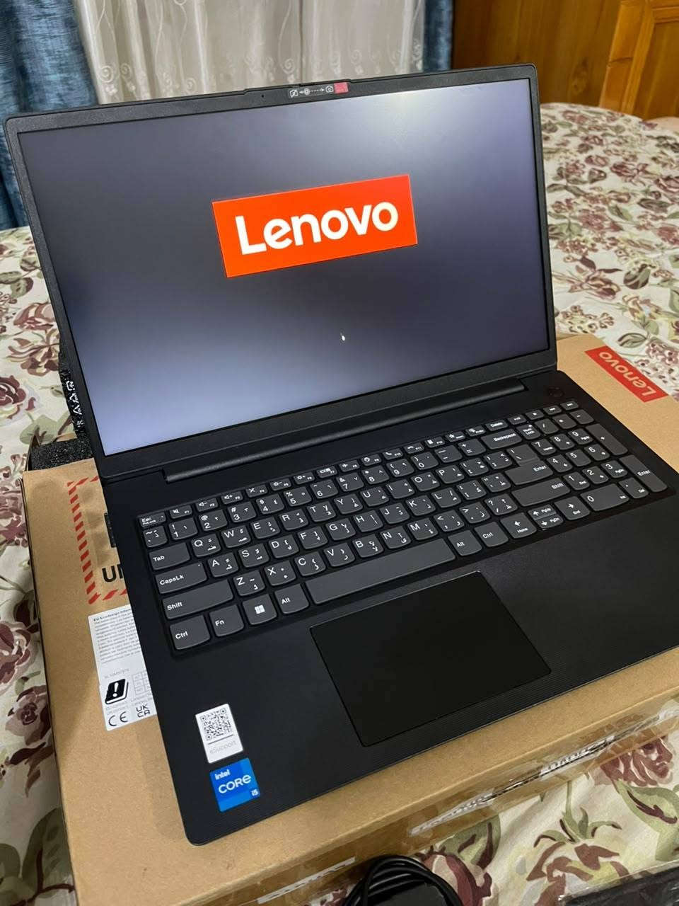🔥 للبيع Lenovo V15 G4 | i5 جيل 13 | 16GB | 512GB SSD

حاسبة Lenovo V15 G4 IRU بحالة شبه جديدة ونظيفة جداً، استخدام نظيف ومواصفات قوية 💻🔥

⚡ المواصفات:
• Intel Core i5-13420H — الجيل 13
• RAM 16GB
• SSD 512GB Gen4x4
• شاشة 15.6" FHD — 1920×1080
• Intel Integrated Graphics
• Windows 11 Pro
• شاشة Anti-Glare

🎁 وياها هدايا:
⌨️ كيبورد احترافي
🖱️ ماوس Gaming
📦 الكارتونة الأصلية موجودة

💰 السعر: 500 ألف دينار بيها مجال
📍 بابل
✨ الحاسبة شبه جديدة ونظيفة جداً.

سعرها مقابل مواصفاتها وحالتها ممتاز 🔥
للجادين فقط، التواصل خاص.
***********   واتس
