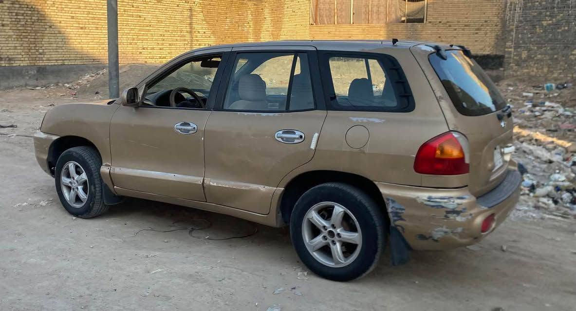 لسلام عليكم جيب  سنتافيه 2002 مكينه كير زينات وحدايه  وتواير كهربايات شغالات كلهن بدي شوف تحويل بسم راعيه تحويل رقمه بغداد سنويه نافضه ب2022 سعره 40وبيه مجال مكان ناصريه مركز ***********
