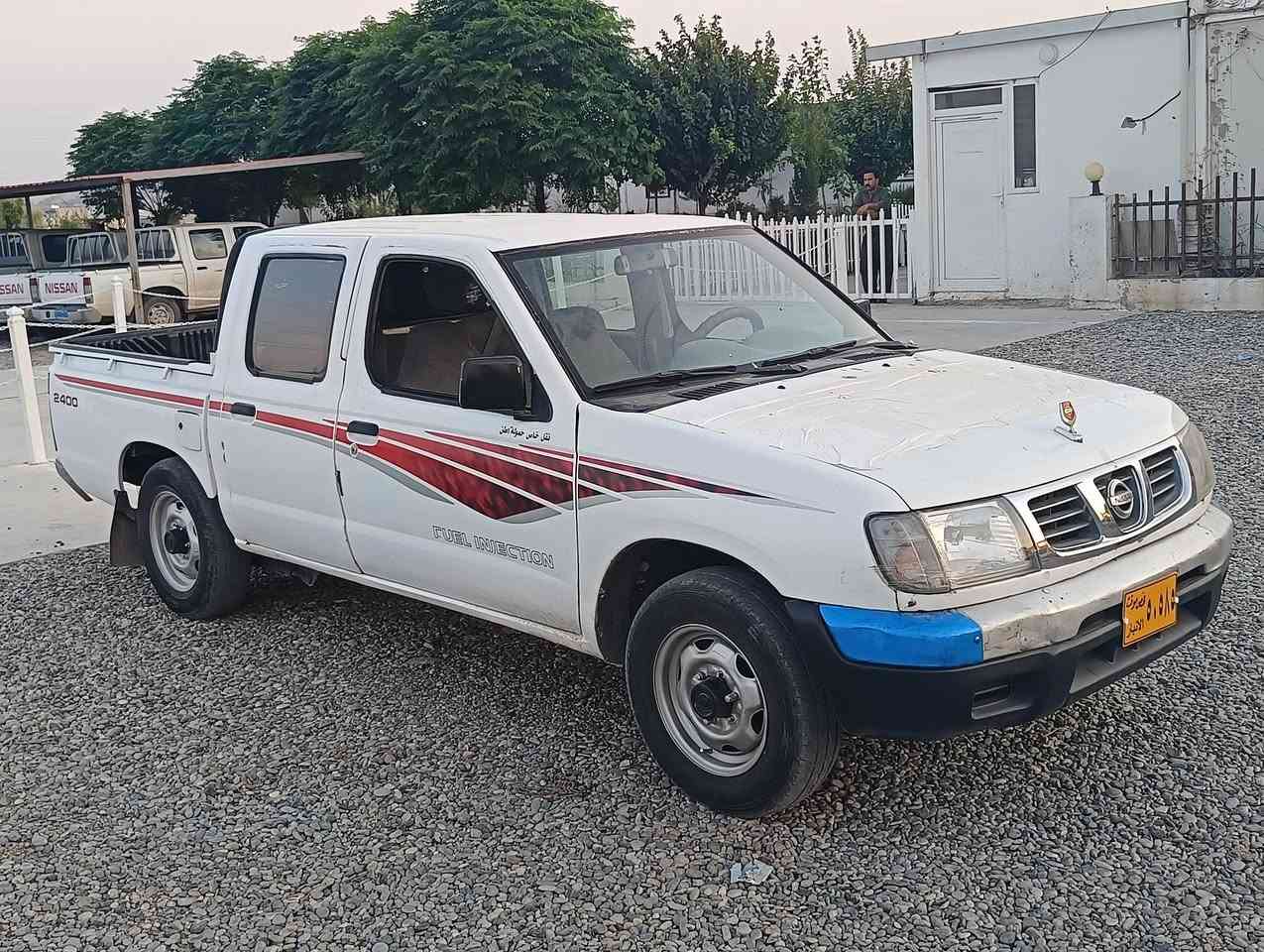 ***********پیکاب نیسان مۆدێل 2003تەبریدوپاوەرگێڕومەکینەوئەکسل بەشەرت دەعم و لێدراوسەقف و شان بەشەرت کارەبای گشتی مەزبوتە مزایدەی عێراق سعری 45گڵاویەک تۆزێک مەجال ***********ژ.م***********ناونیشان چەمچەماڵ
